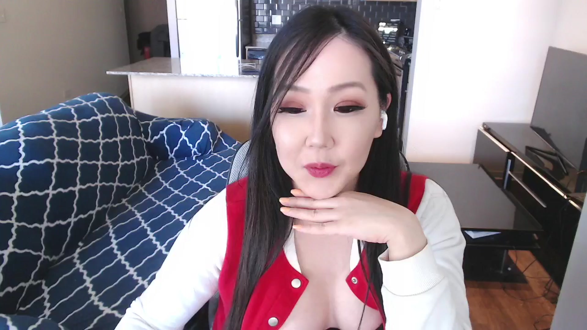 Gallery image thumbnail from xWildThingx's myfreecams stream on, 04/26/2026, 21:35 image 1 of 20