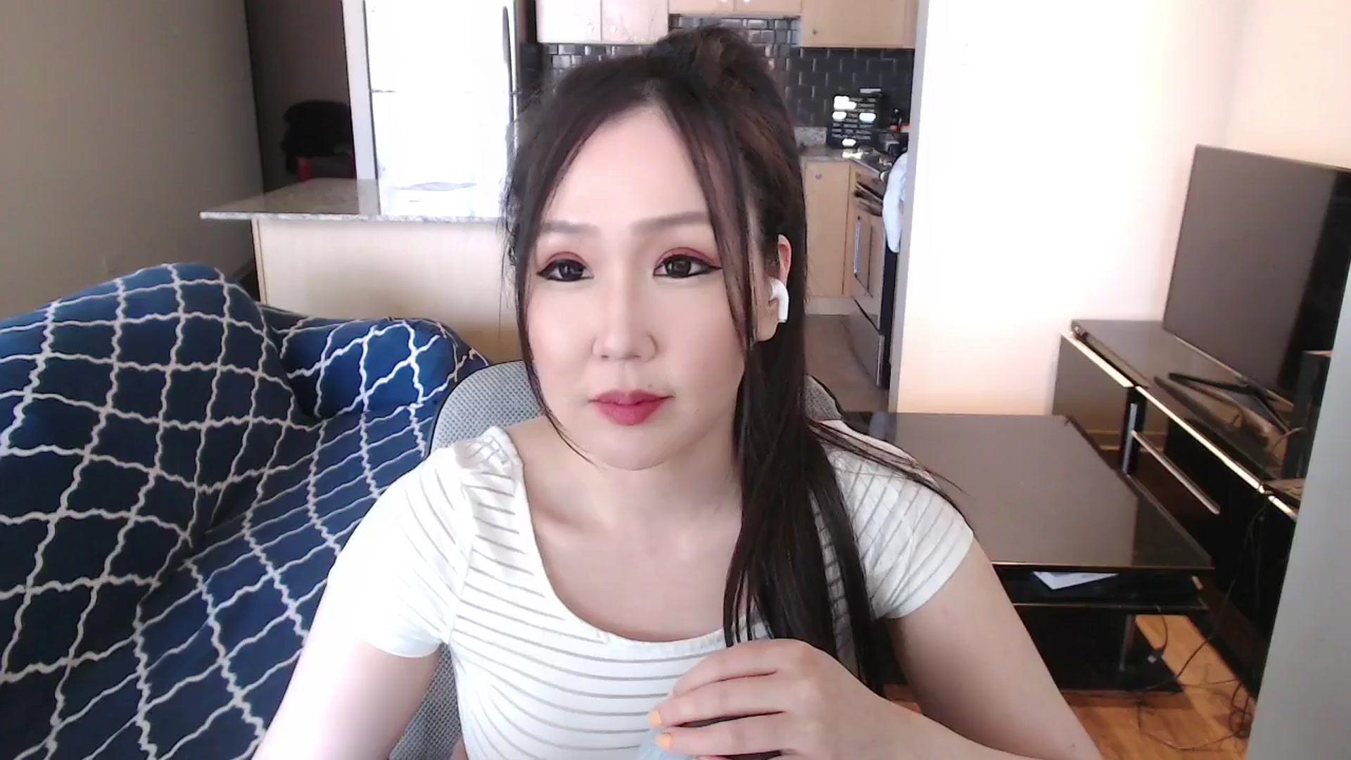 Gallery image thumbnail from xWildThingx's myfreecams stream on, 05/03/2026, 20:52 image 17 of 20