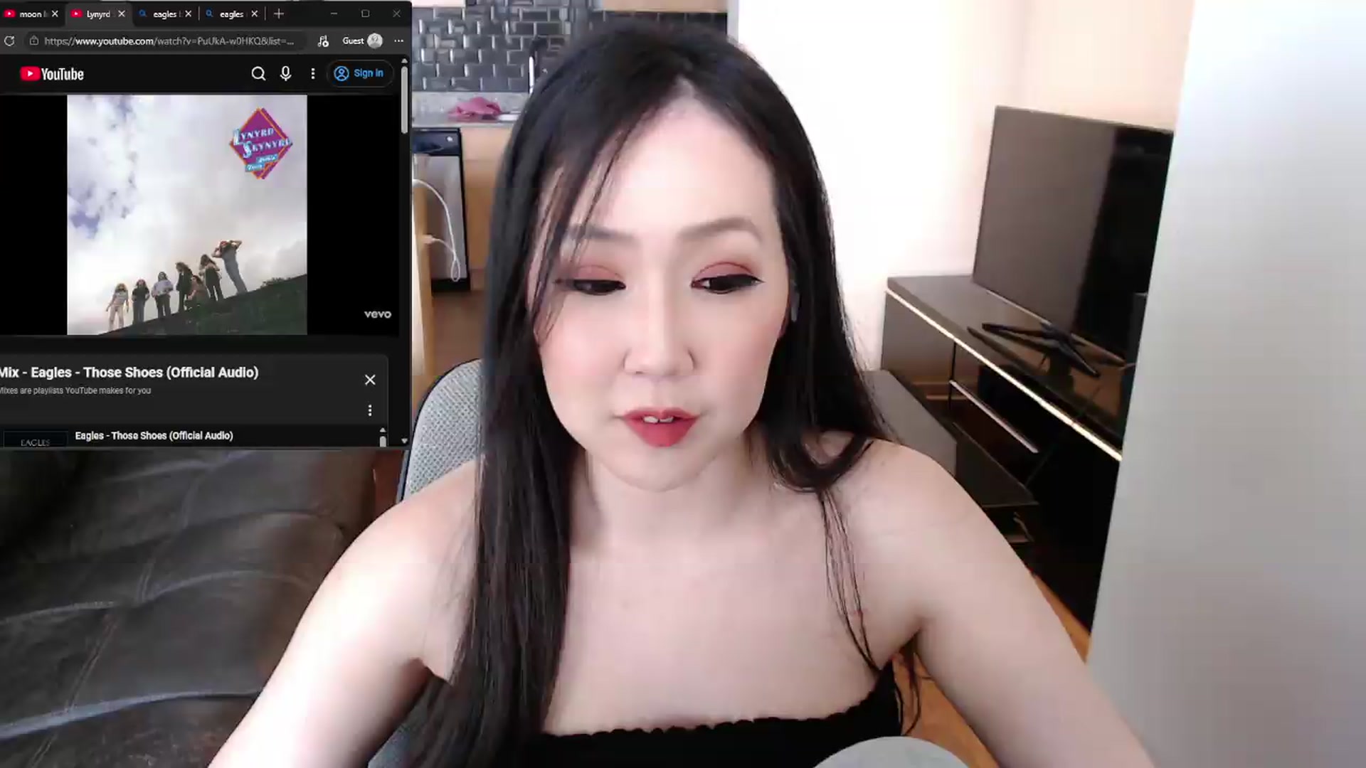 Gallery image thumbnail from xWildThingx's myfreecams stream on, 08/16/2026, 19:58 image 10 of 20
