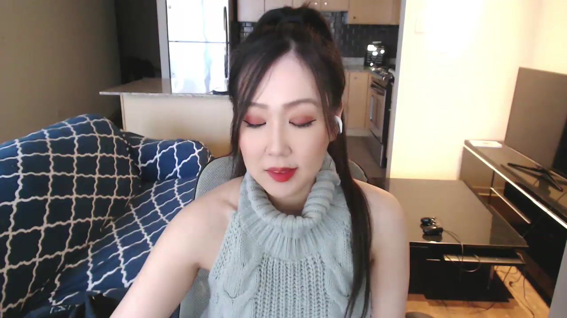 Gallery image thumbnail from xWildThingx's myfreecams stream on, 08/30/2026, 18:58 image 17 of 20