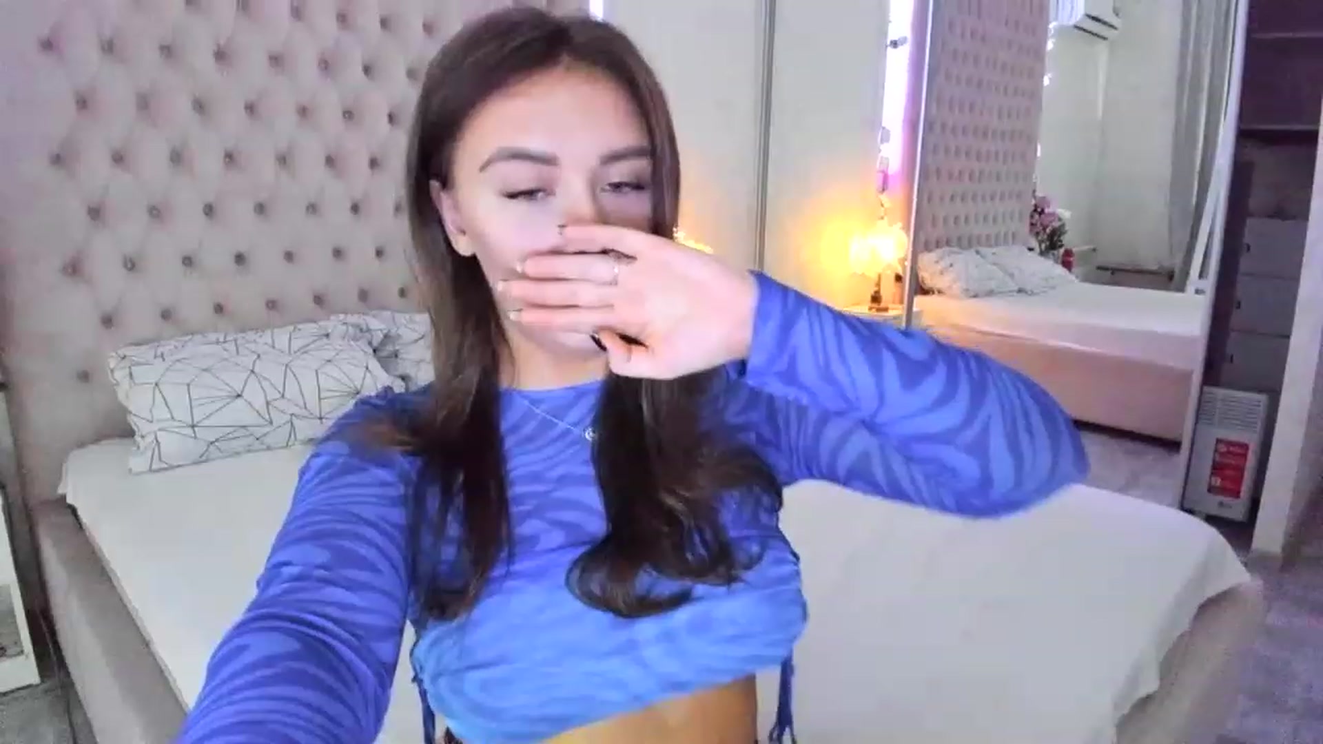 Gallery image thumbnail from xXKristy_'s myfreecams stream on, 11/21/2022, 21:03 image 6 of 20