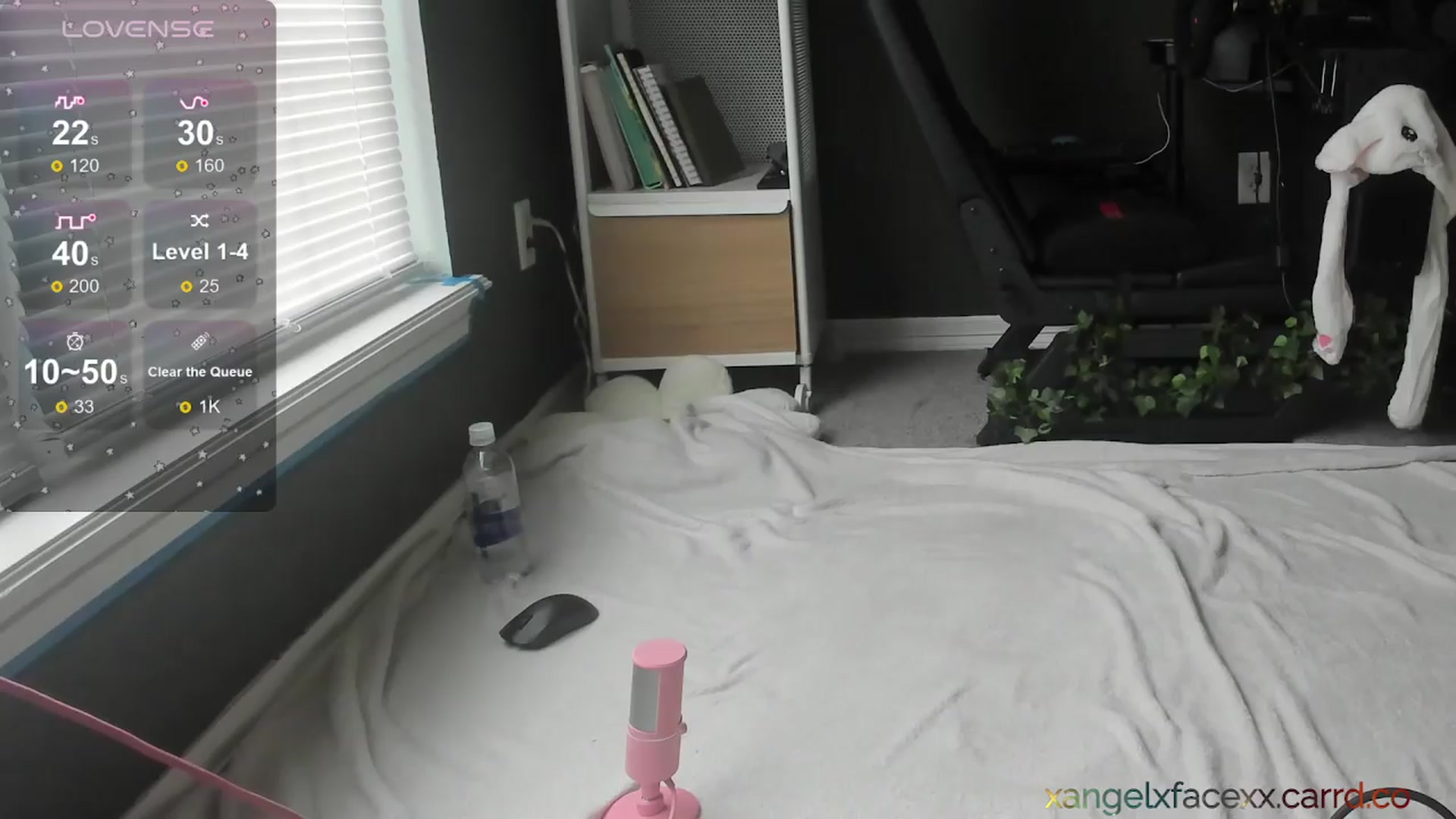 Gallery image thumbnail from xangelxfacexx's myfreecams stream on, 04/10/2024, 21:12 image 8 of 20