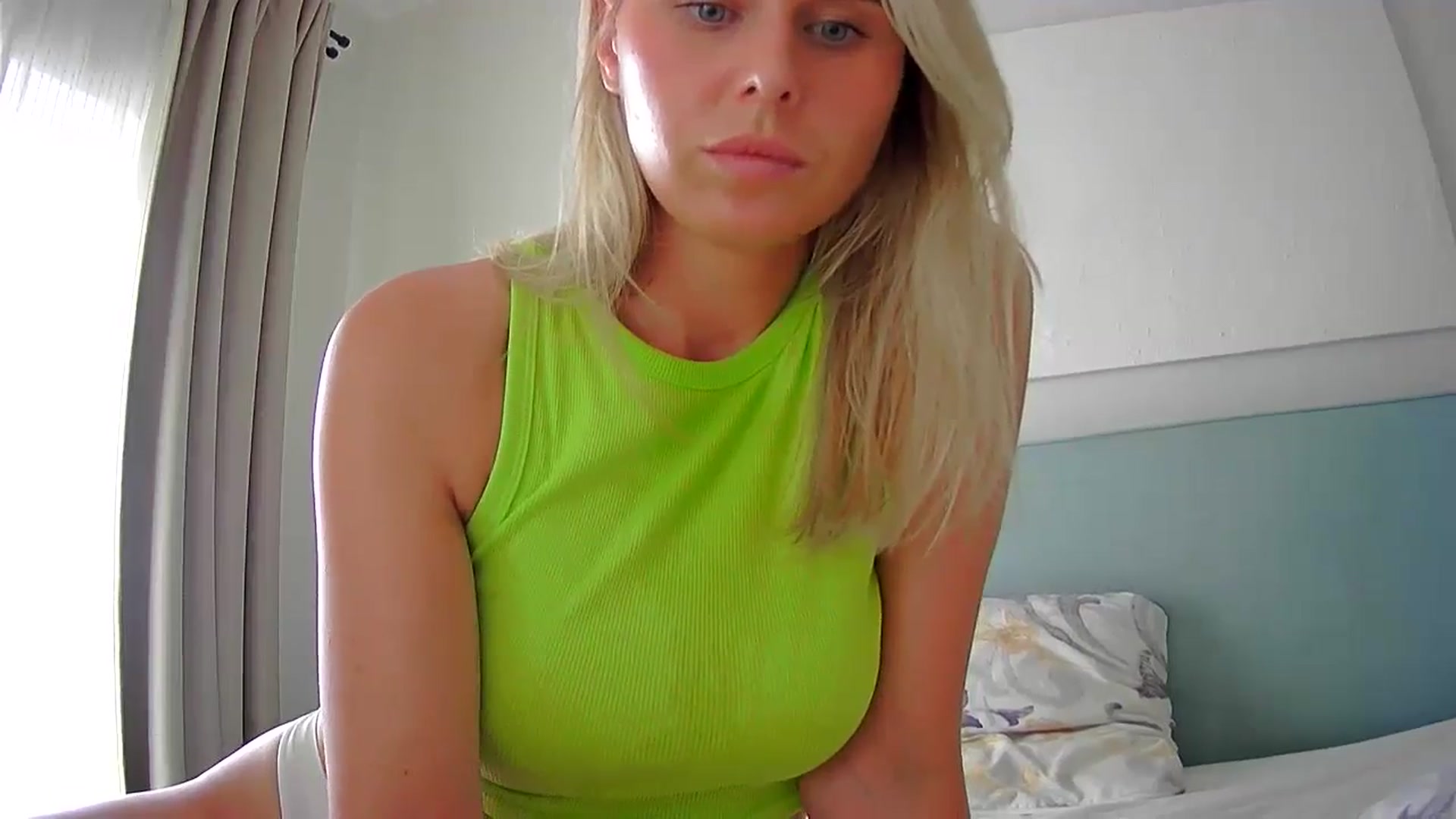Gallery image thumbnail from xcutemicex's myfreecams stream on, 07/11/2024, 15:06 image 10 of 20