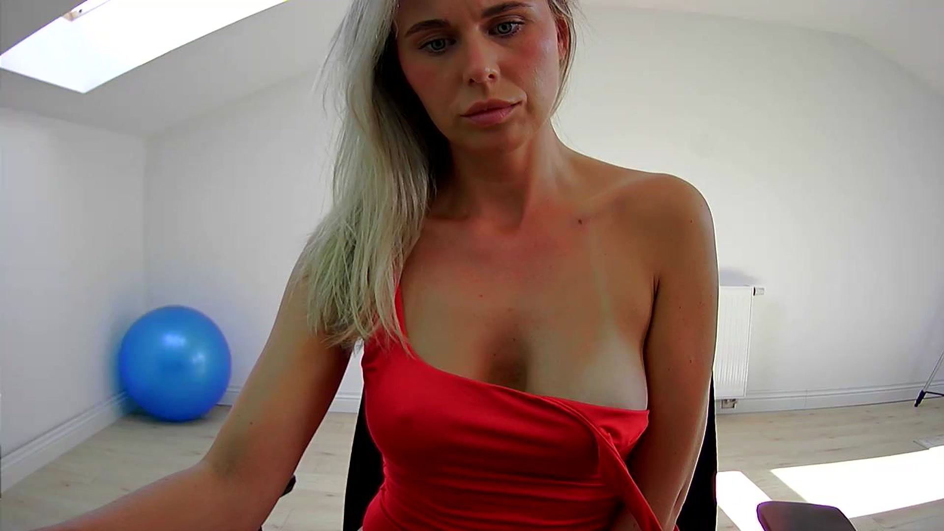 Gallery image thumbnail from xcutemicex's myfreecams stream on, 08/29/2024, 13:54 image 2 of 20