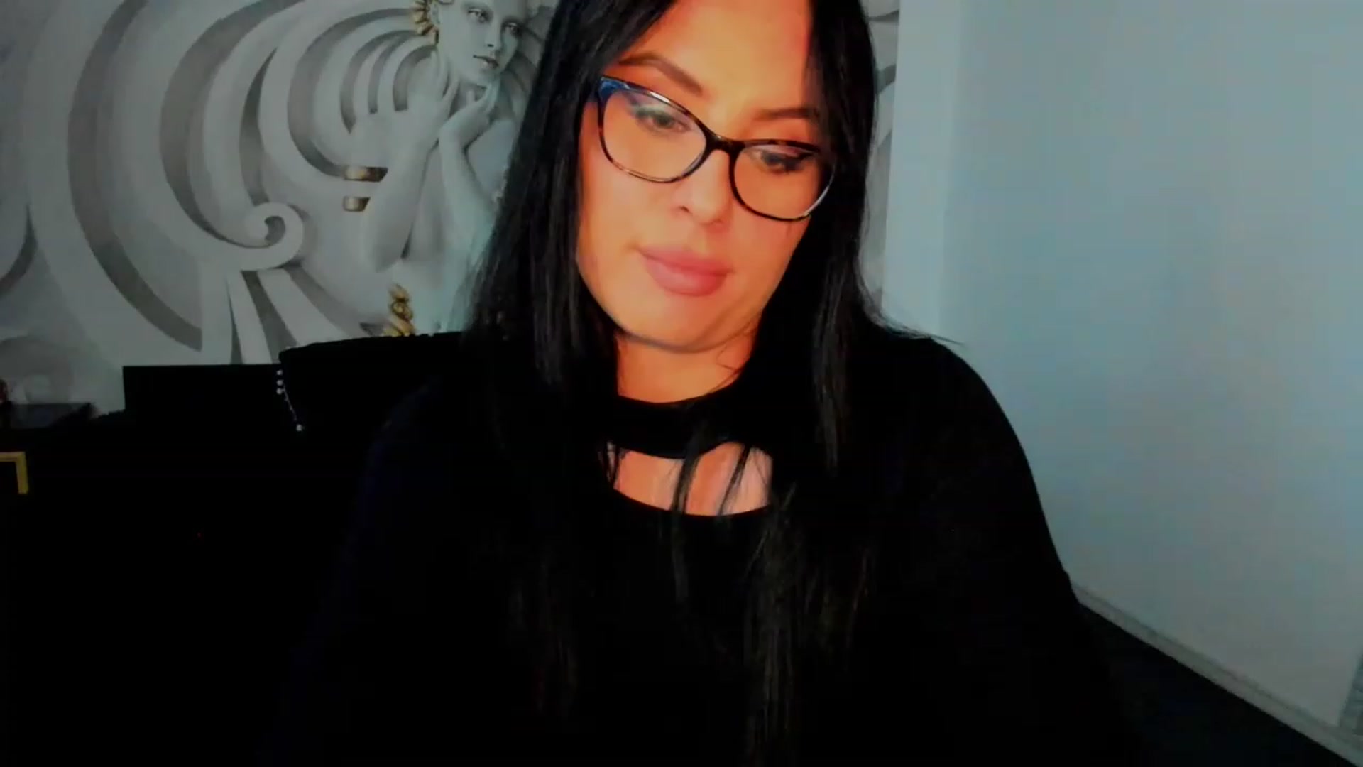 Gallery image thumbnail from xemena's myfreecams stream on, 06/18/2023, 23:47 image 4 of 20