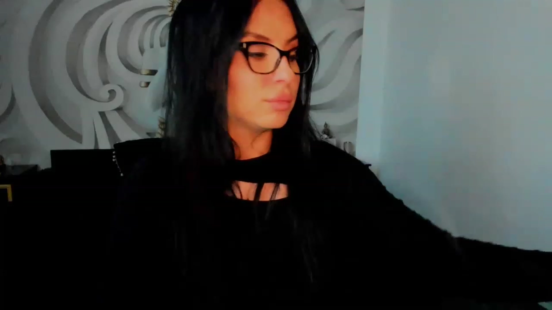 Gallery image thumbnail from xemena's myfreecams stream on, 06/18/2023, 23:47 image 8 of 20