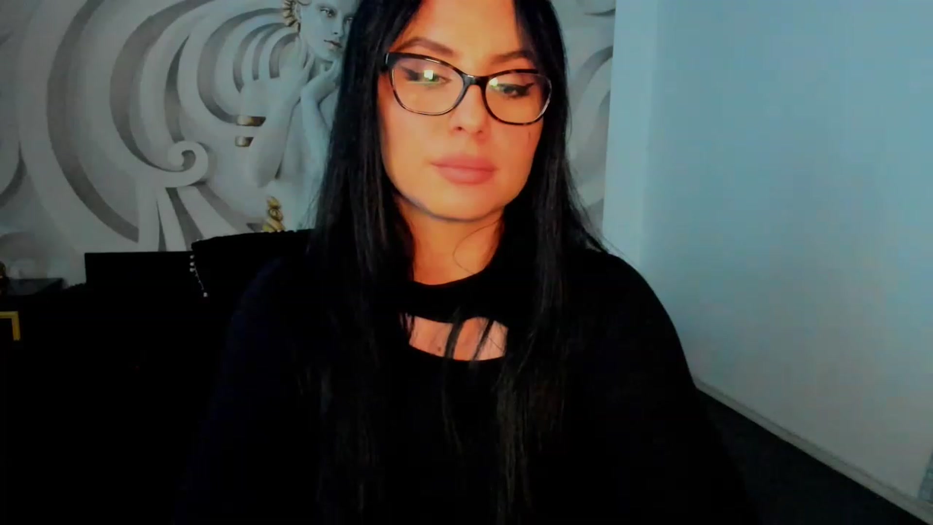 Gallery image thumbnail from xemena's myfreecams stream on, 06/18/2023, 23:47 image 5 of 20