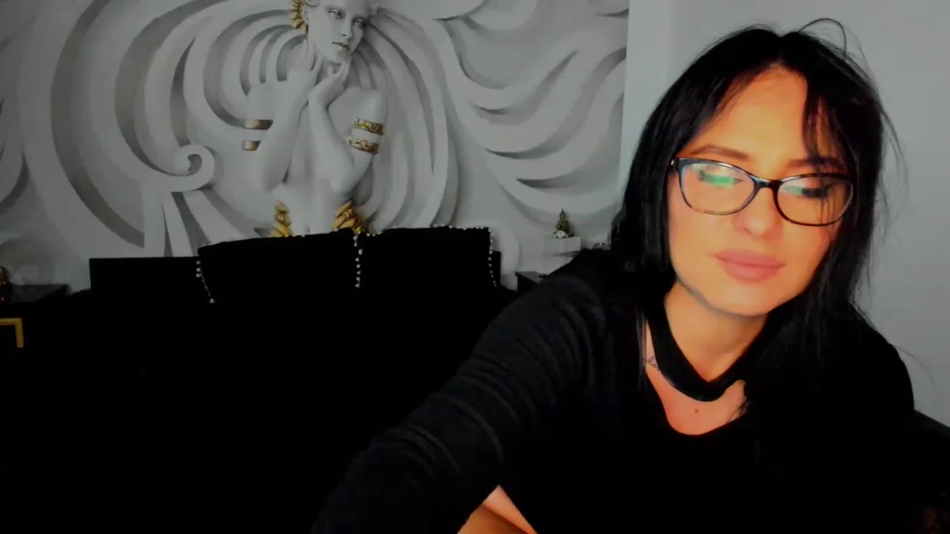 Gallery image thumbnail from xemena's myfreecams stream on, 06/18/2023, 23:47 image 20 of 20