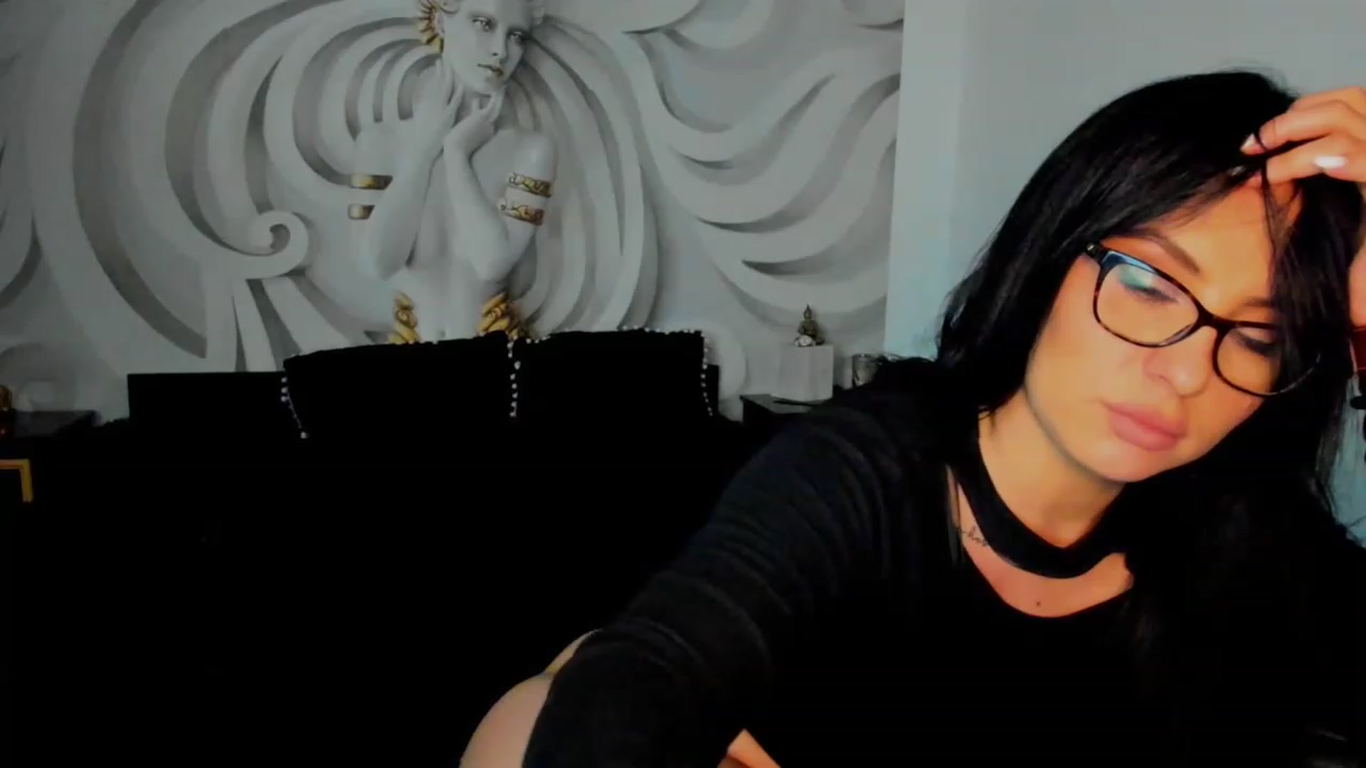 Gallery image thumbnail from xemena's myfreecams stream on, 06/18/2023, 23:47 image 18 of 20