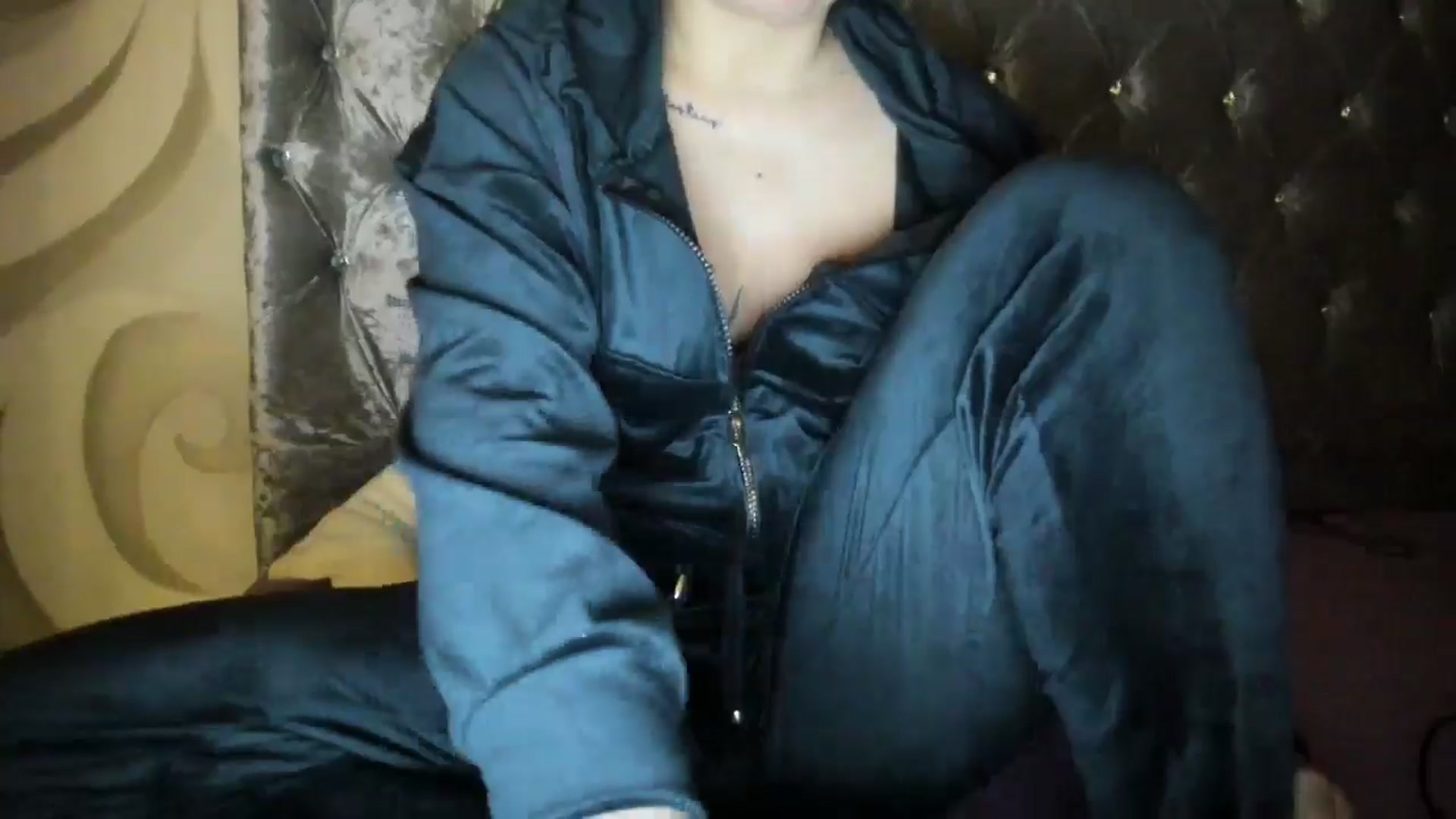 Gallery image thumbnail from xemena's myfreecams stream on, 12/26/2024, 24:01 image 6 of 20