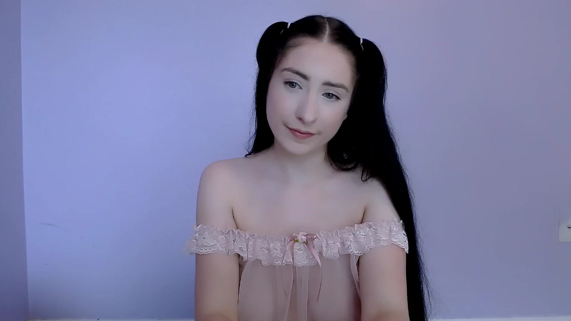 Gallery image thumbnail from xemily_alicex's myfreecams stream on, 11/04/2024, 19:03 image 20 of 20