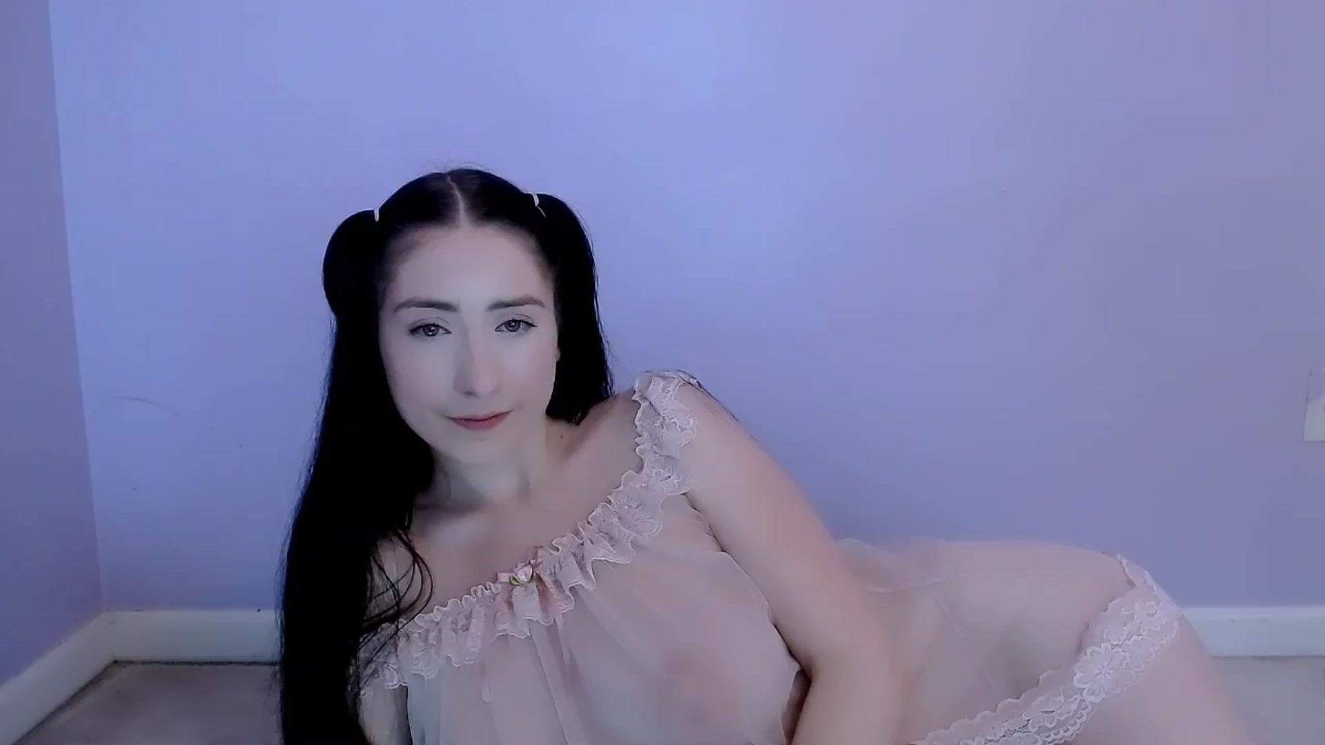 Gallery image thumbnail from xemily_alicex's myfreecams stream on, 11/04/2024, 21:17 image 6 of 20
