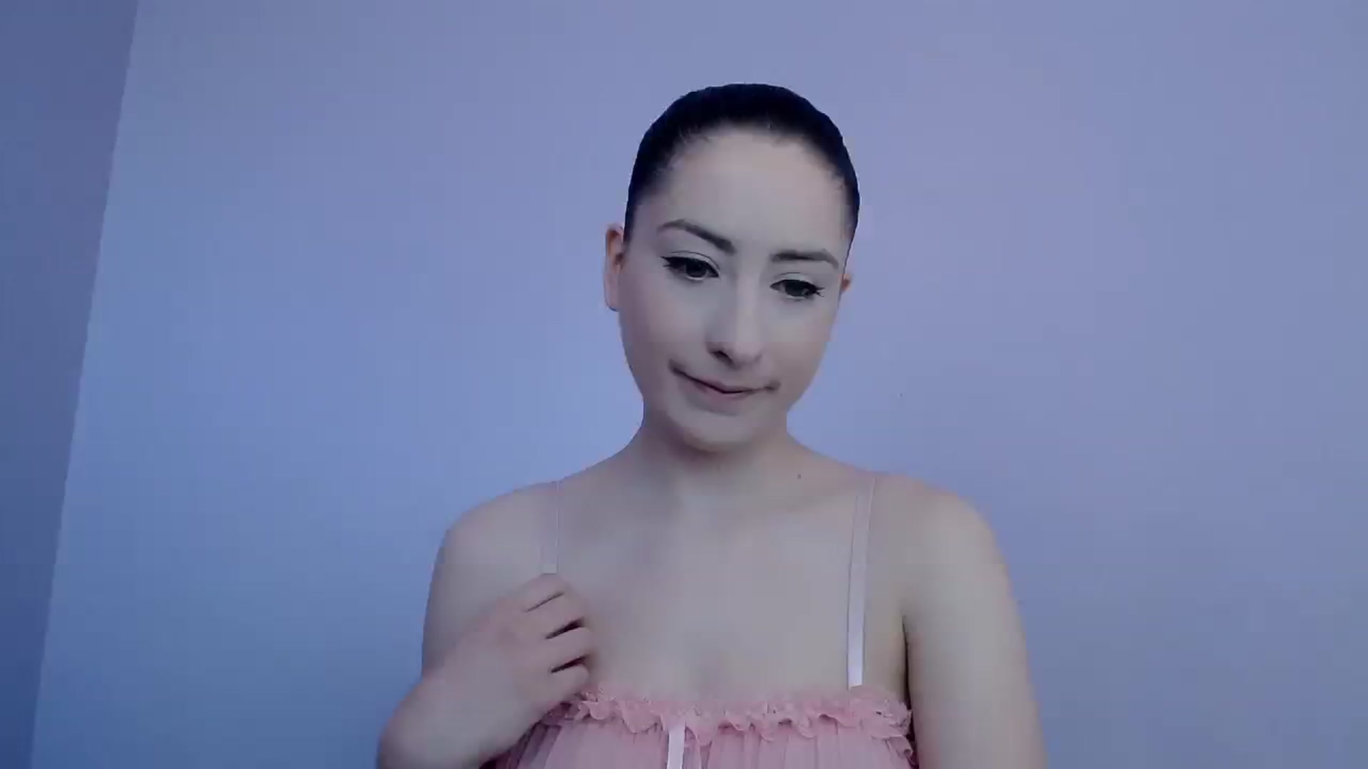 Gallery image thumbnail from xemily_alicex's myfreecams stream on, 11/12/2024, 14:58 image 7 of 20