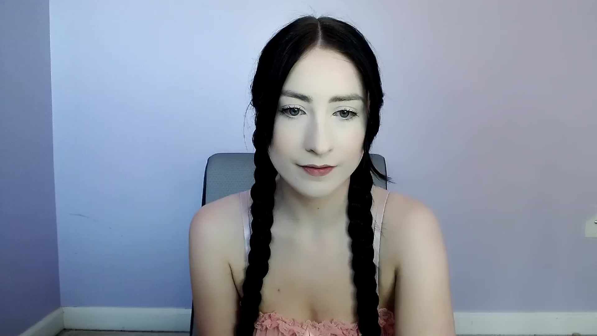 Gallery image thumbnail from xemily_alicex's myfreecams stream on, 12/02/2024, 15:52 image 4 of 20