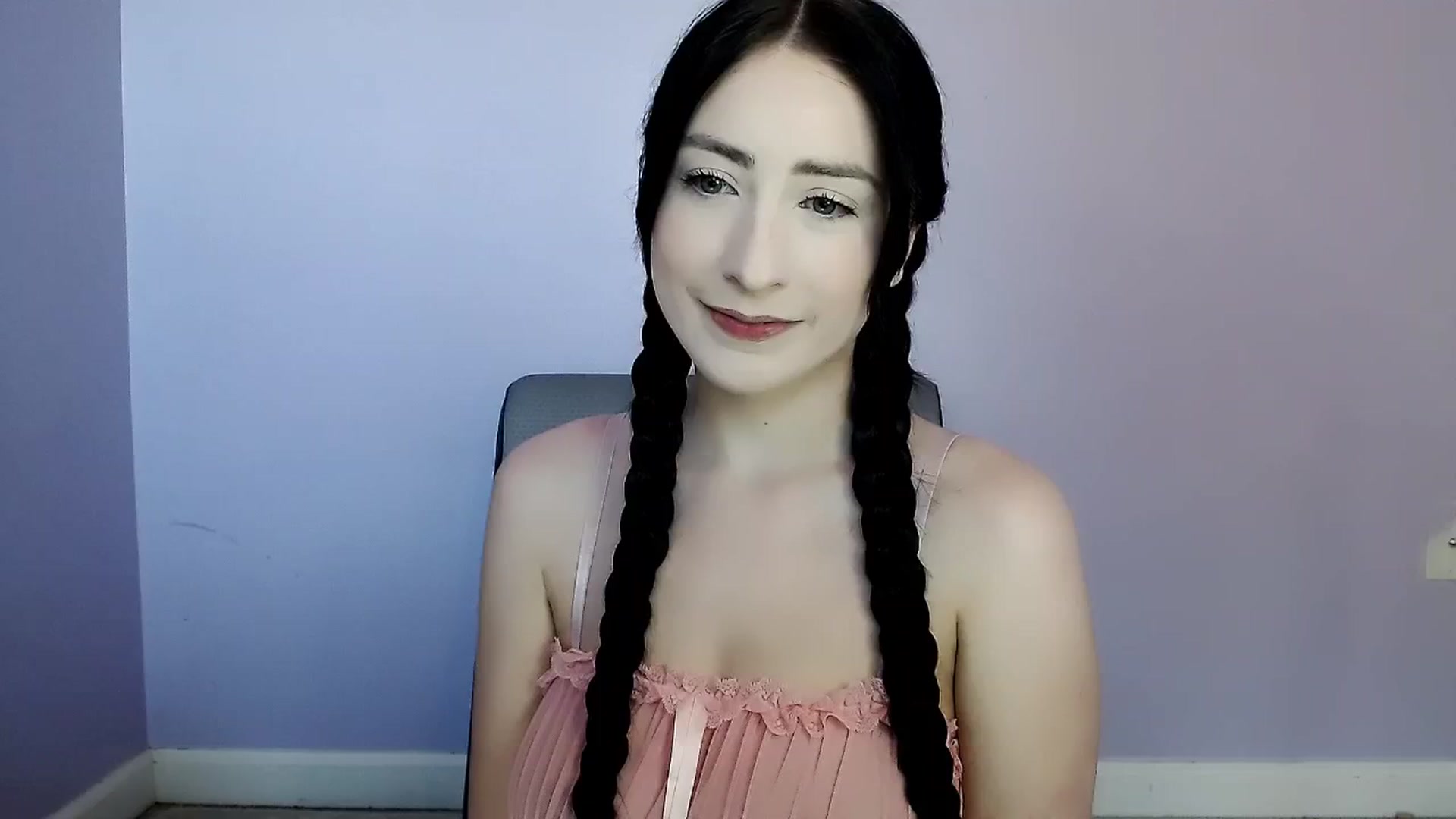 Gallery image thumbnail from xemily_alicex's myfreecams stream on, 12/02/2024, 15:52 image 12 of 20