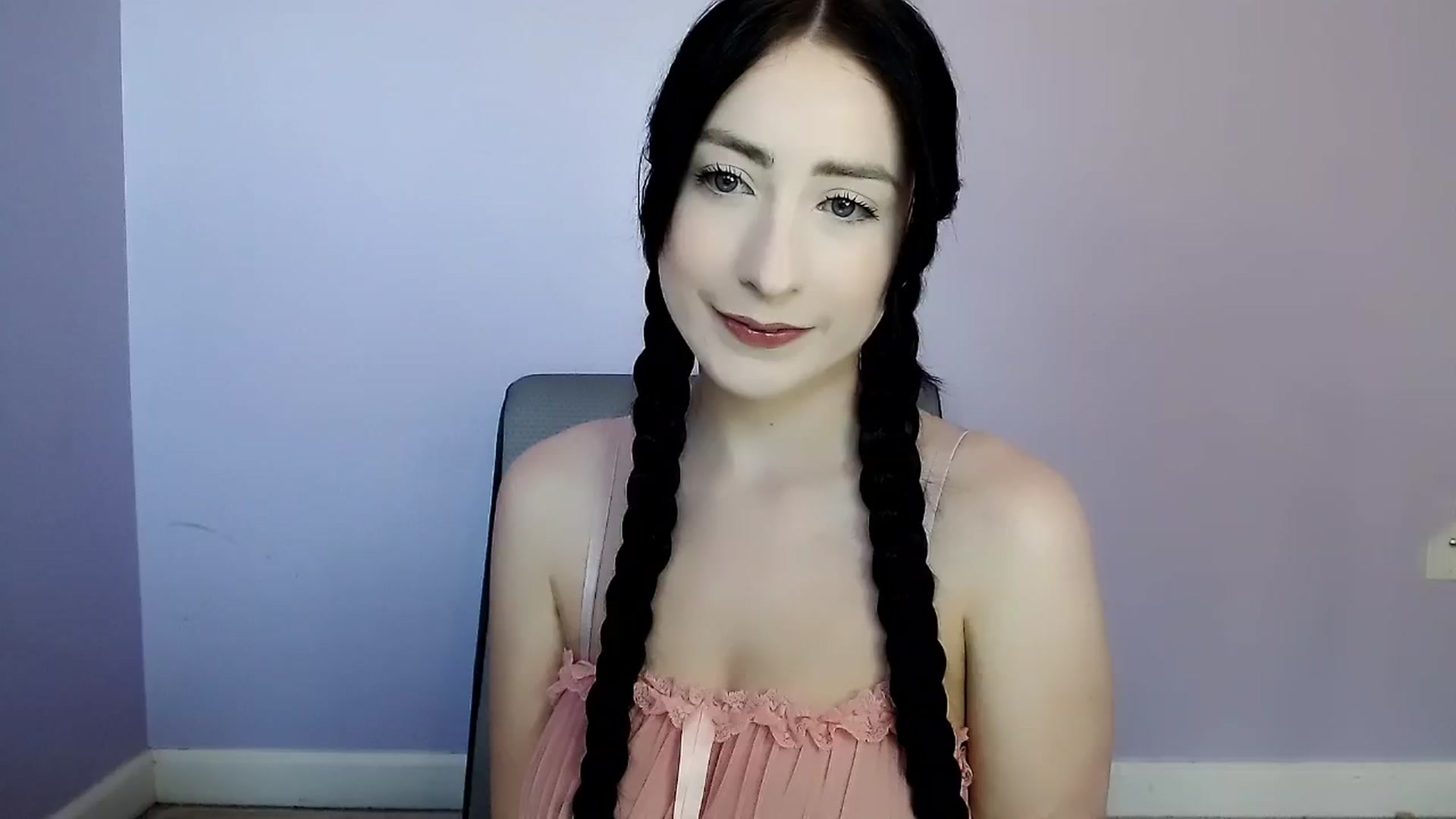 Gallery image thumbnail from xemily_alicex's myfreecams stream on, 12/02/2024, 15:52 image 11 of 20