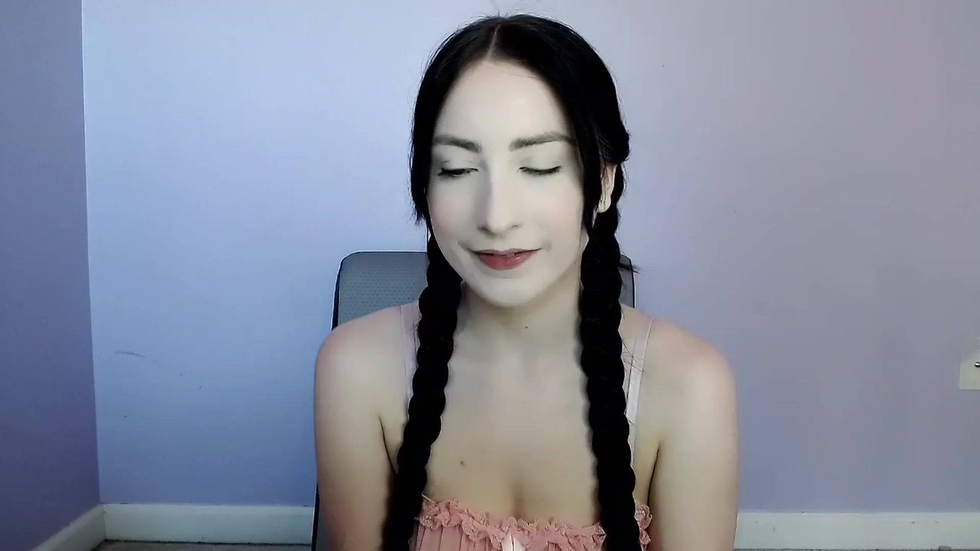 Gallery image thumbnail from xemily_alicex's myfreecams stream on, 12/02/2024, 15:52 image 8 of 20