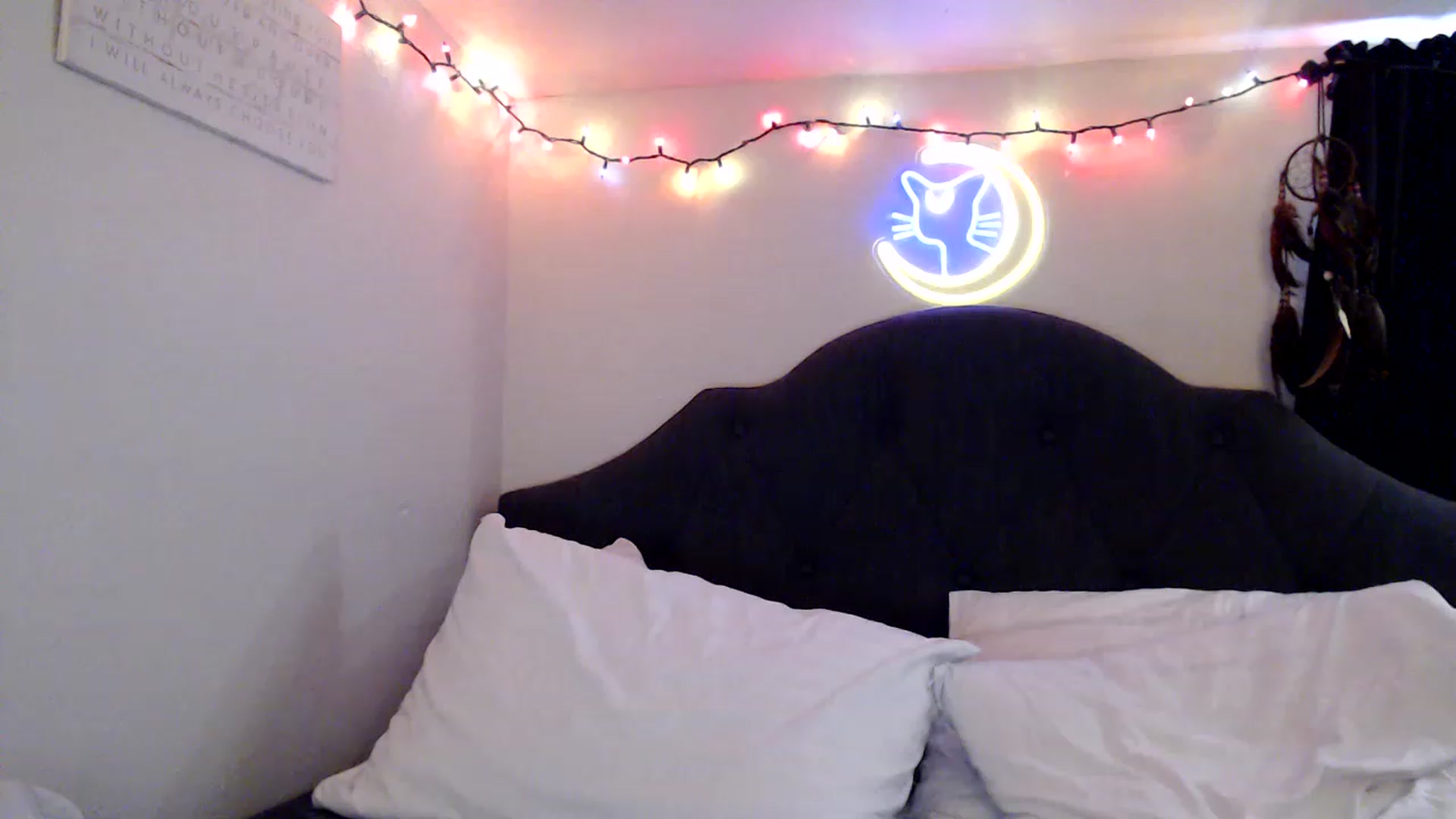 Gallery image thumbnail from xghostgirlx's myfreecams stream on, 06/15/2023, 19:25 image 9 of 20