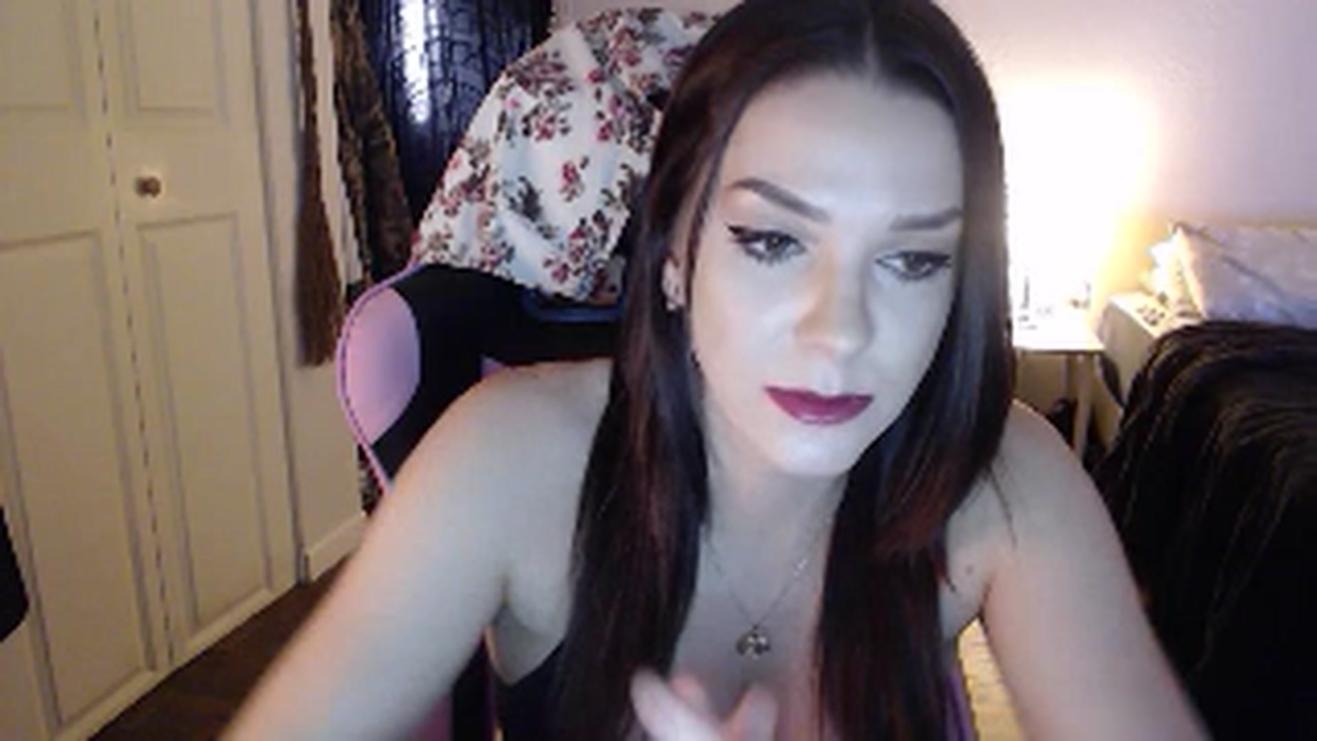 Gallery image thumbnail from xhazelbasilx's myfreecams stream on, 10/27/2024, 21:20 image 5 of 20