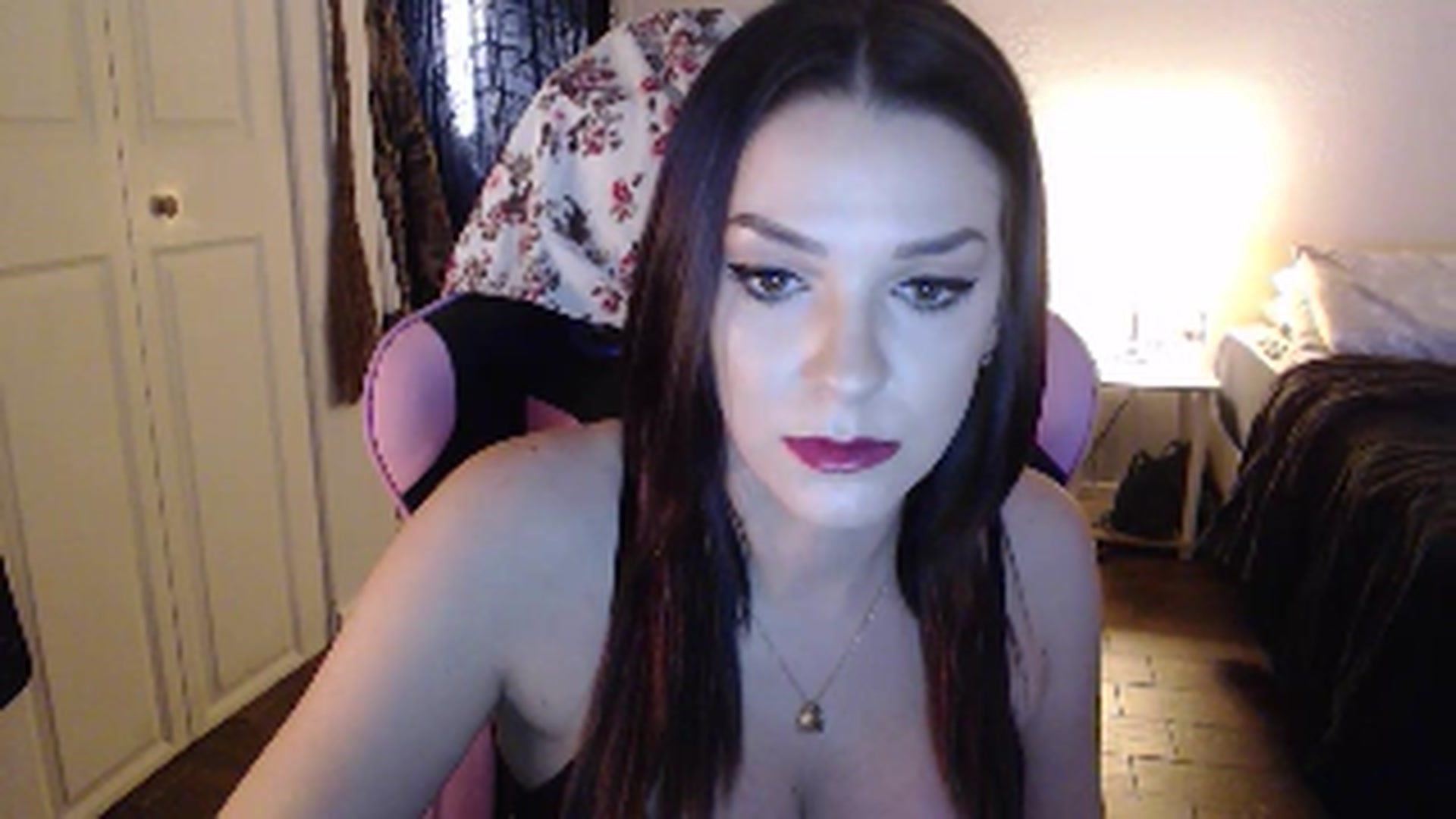 Gallery image thumbnail from xhazelbasilx's myfreecams stream on, 10/27/2024, 21:20 image 13 of 20