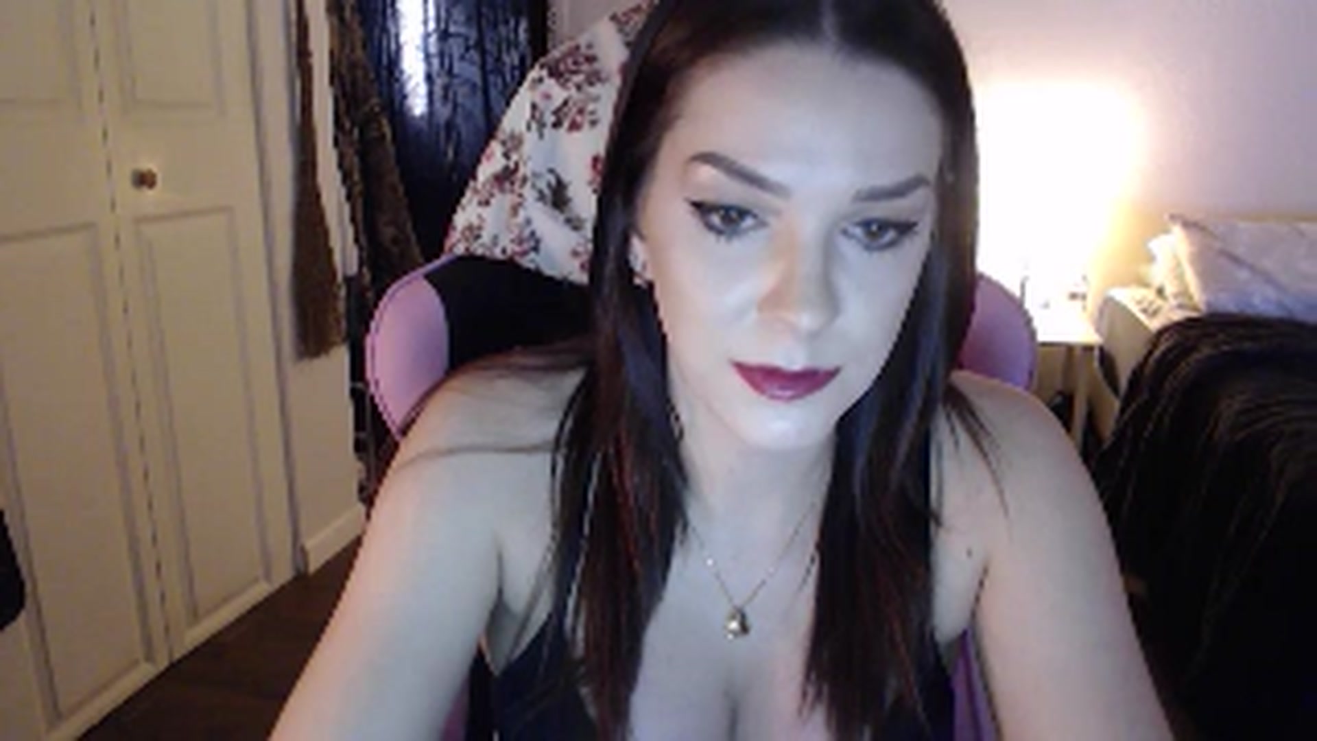 Gallery image thumbnail from xhazelbasilx's myfreecams stream on, 10/27/2024, 21:20 image 7 of 20