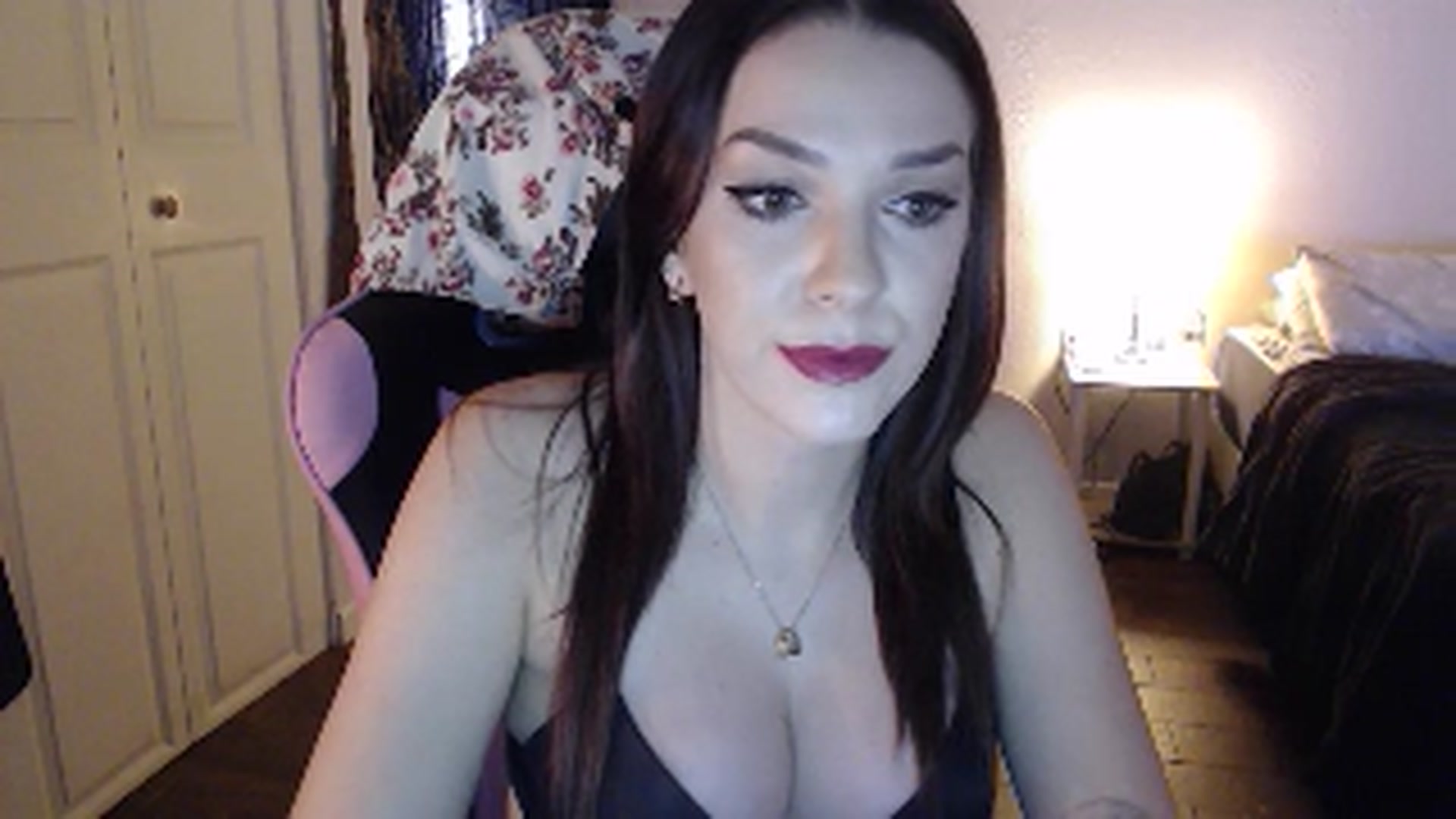 Gallery image thumbnail from xhazelbasilx's myfreecams stream on, 10/27/2024, 21:20 image 17 of 20