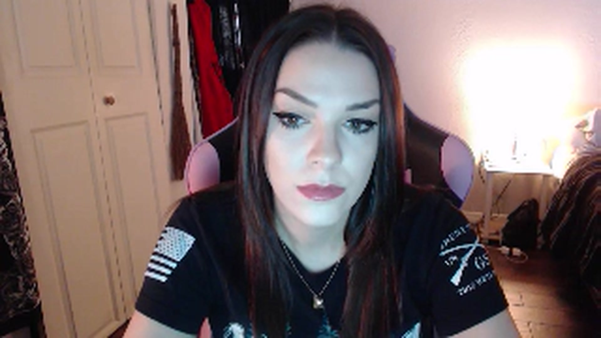 Gallery image thumbnail from xhazelbasilx's myfreecams stream on, 10/29/2024, 21:17 image 6 of 20