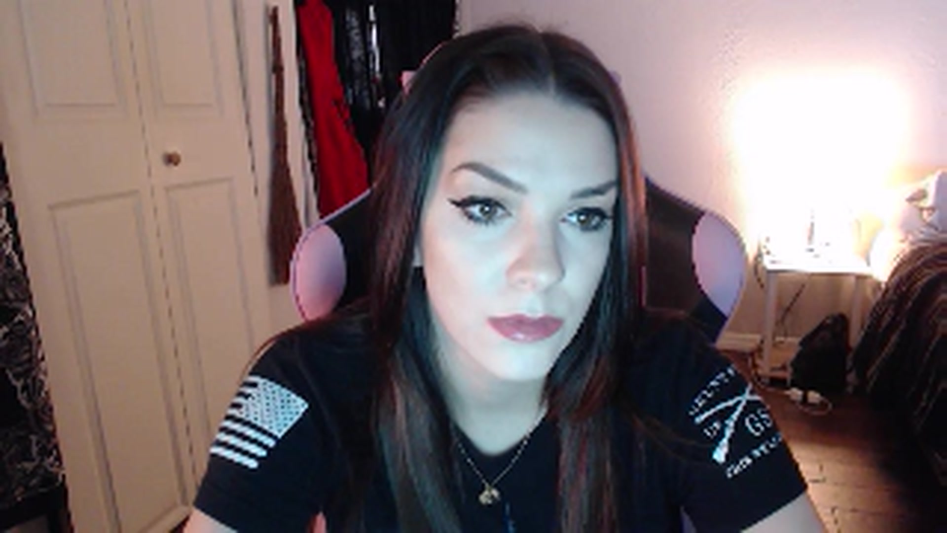 Gallery image thumbnail from xhazelbasilx's myfreecams stream on, 10/29/2024, 21:17 image 4 of 20