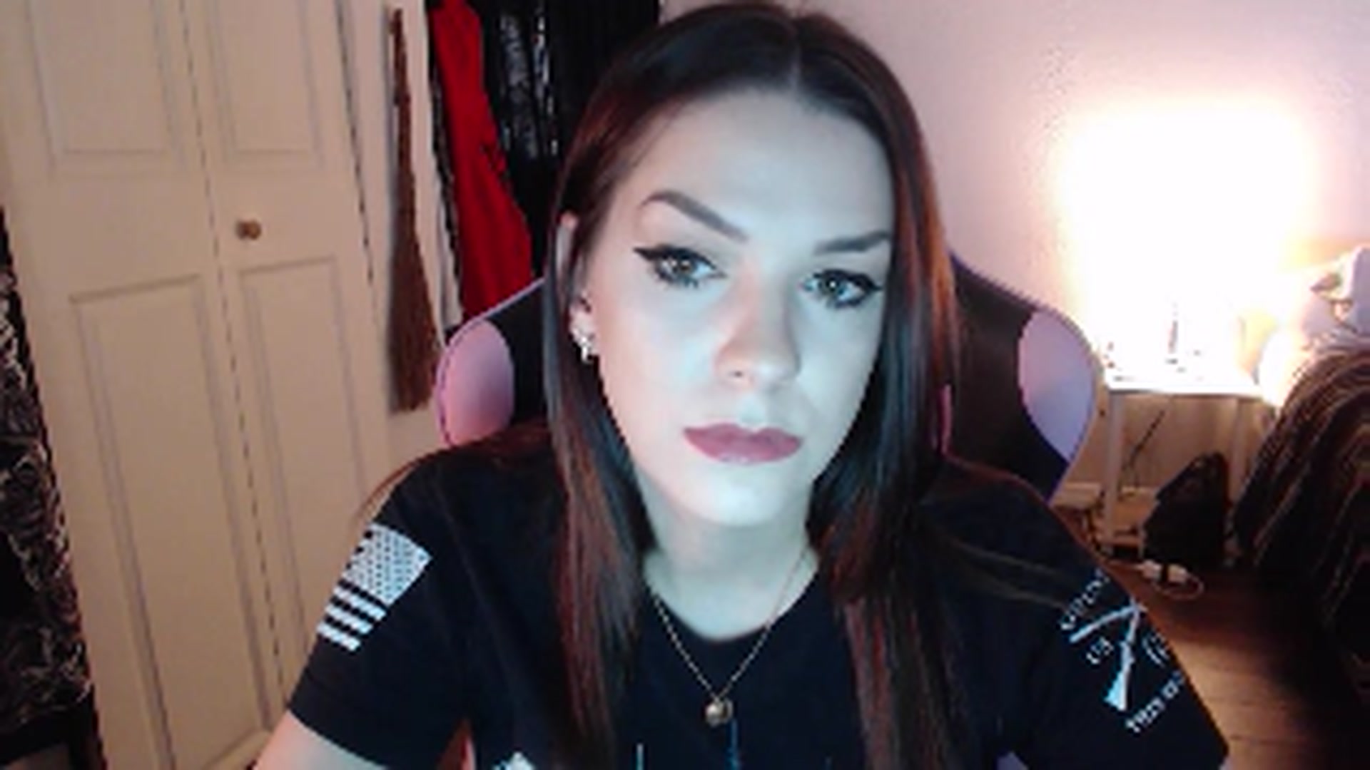 Gallery image thumbnail from xhazelbasilx's myfreecams stream on, 10/29/2024, 21:17 image 2 of 20