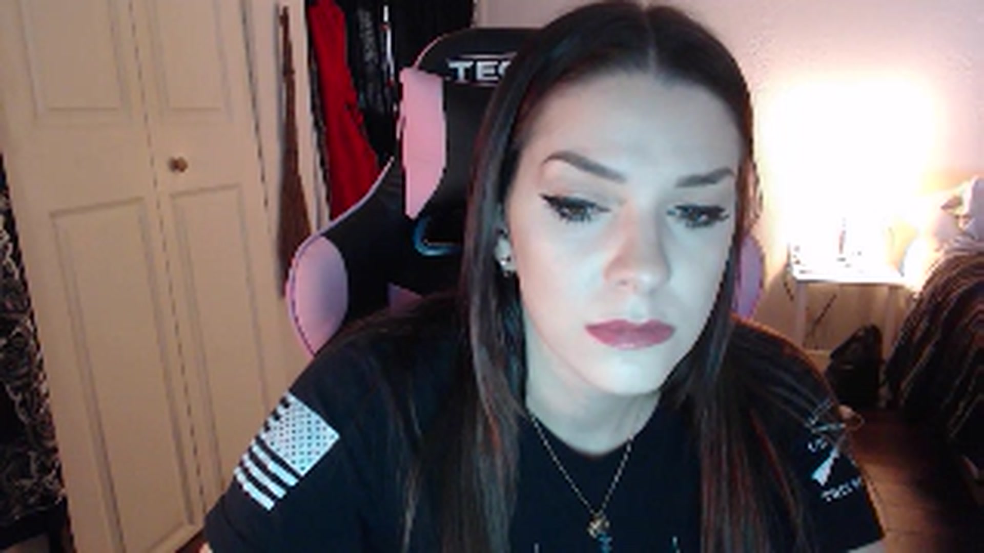 Gallery image thumbnail from xhazelbasilx's myfreecams stream on, 10/29/2024, 21:17 image 19 of 20