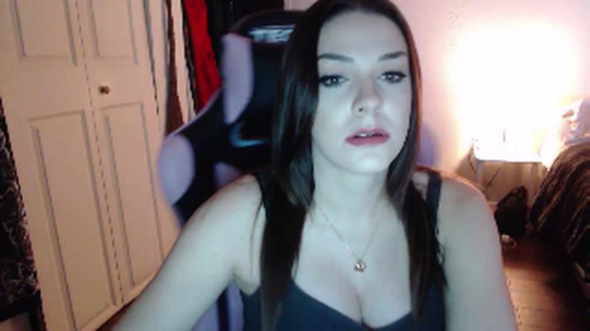 Gallery image thumbnail from xhazelbasilx's myfreecams stream on, 10/29/2024, 22:08 image 5 of 20