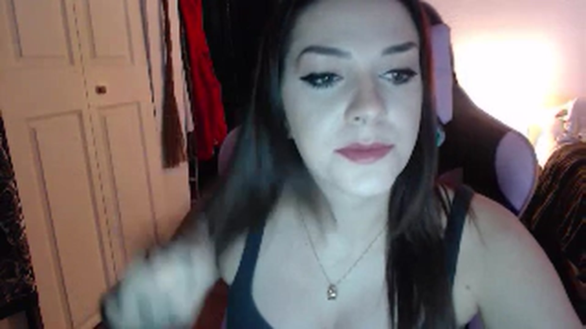 Gallery image thumbnail from xhazelbasilx's myfreecams stream on, 10/29/2024, 22:08 image 16 of 20