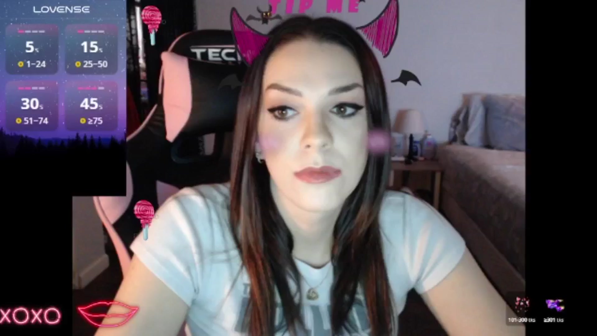 Gallery image thumbnail from xhazelbasilx's myfreecams stream on, 11/03/2024, 19:20 image 3 of 20