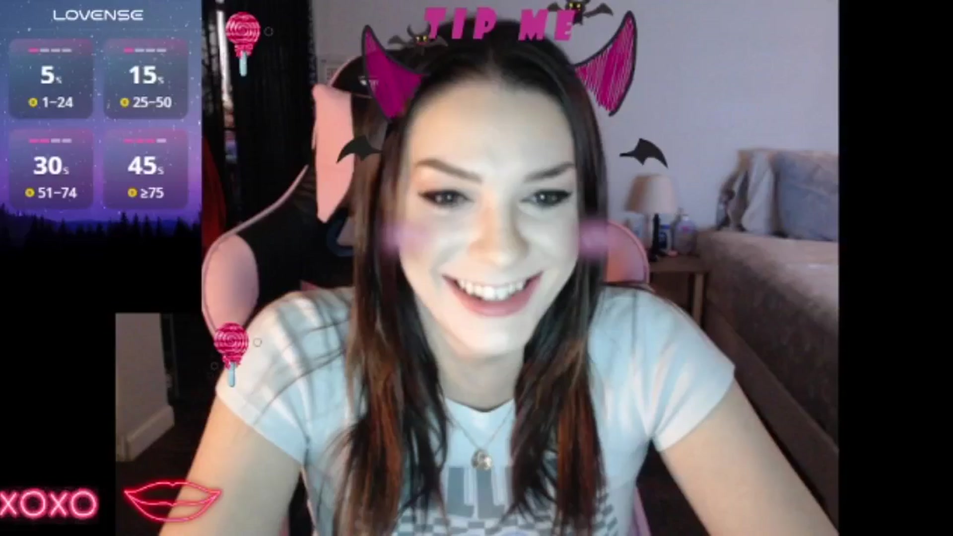 Gallery image thumbnail from xhazelbasilx's myfreecams stream on, 11/03/2024, 19:20 image 2 of 20