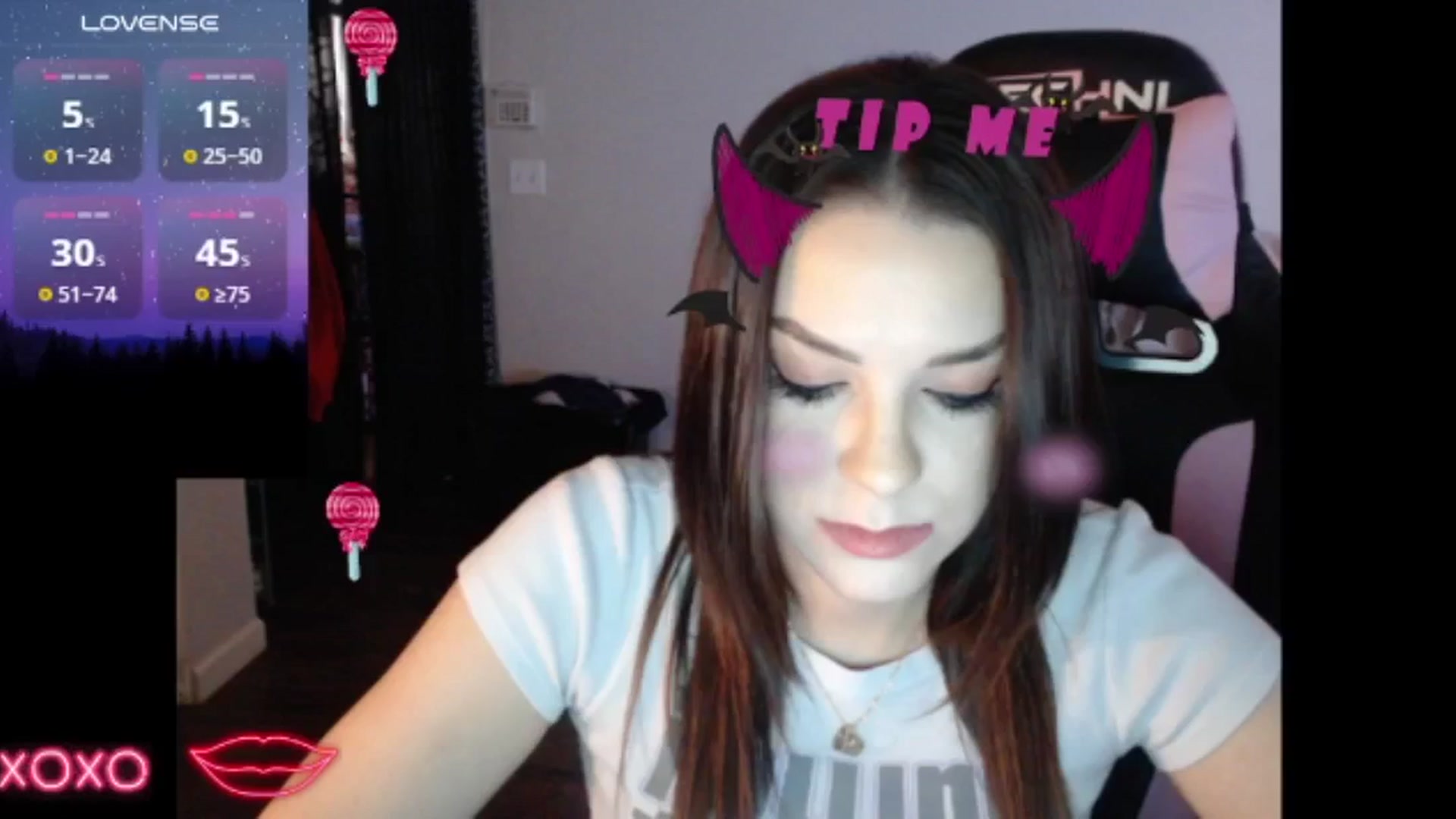 Gallery image thumbnail from xhazelbasilx's myfreecams stream on, 11/03/2024, 19:20 image 20 of 20