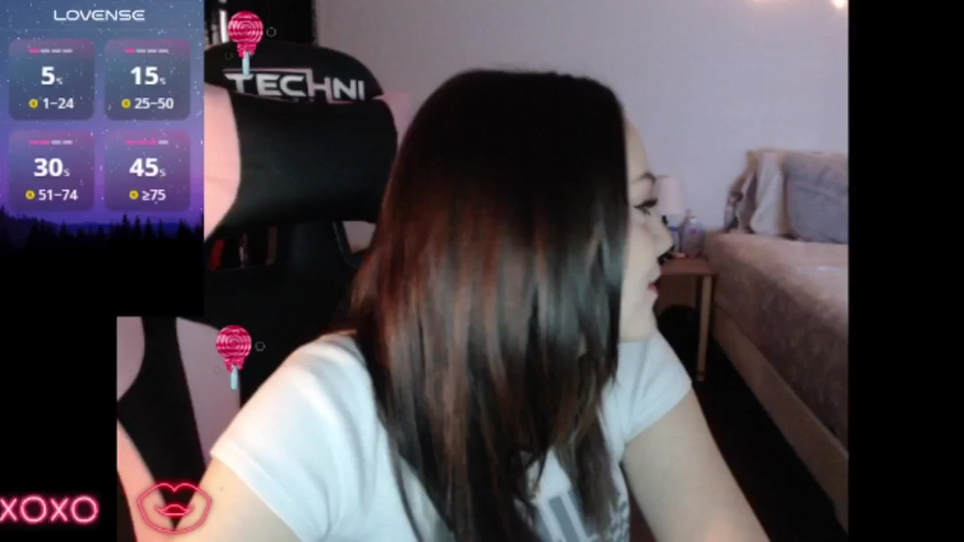 Gallery image thumbnail from xhazelbasilx's myfreecams stream on, 11/03/2024, 19:20 image 12 of 20