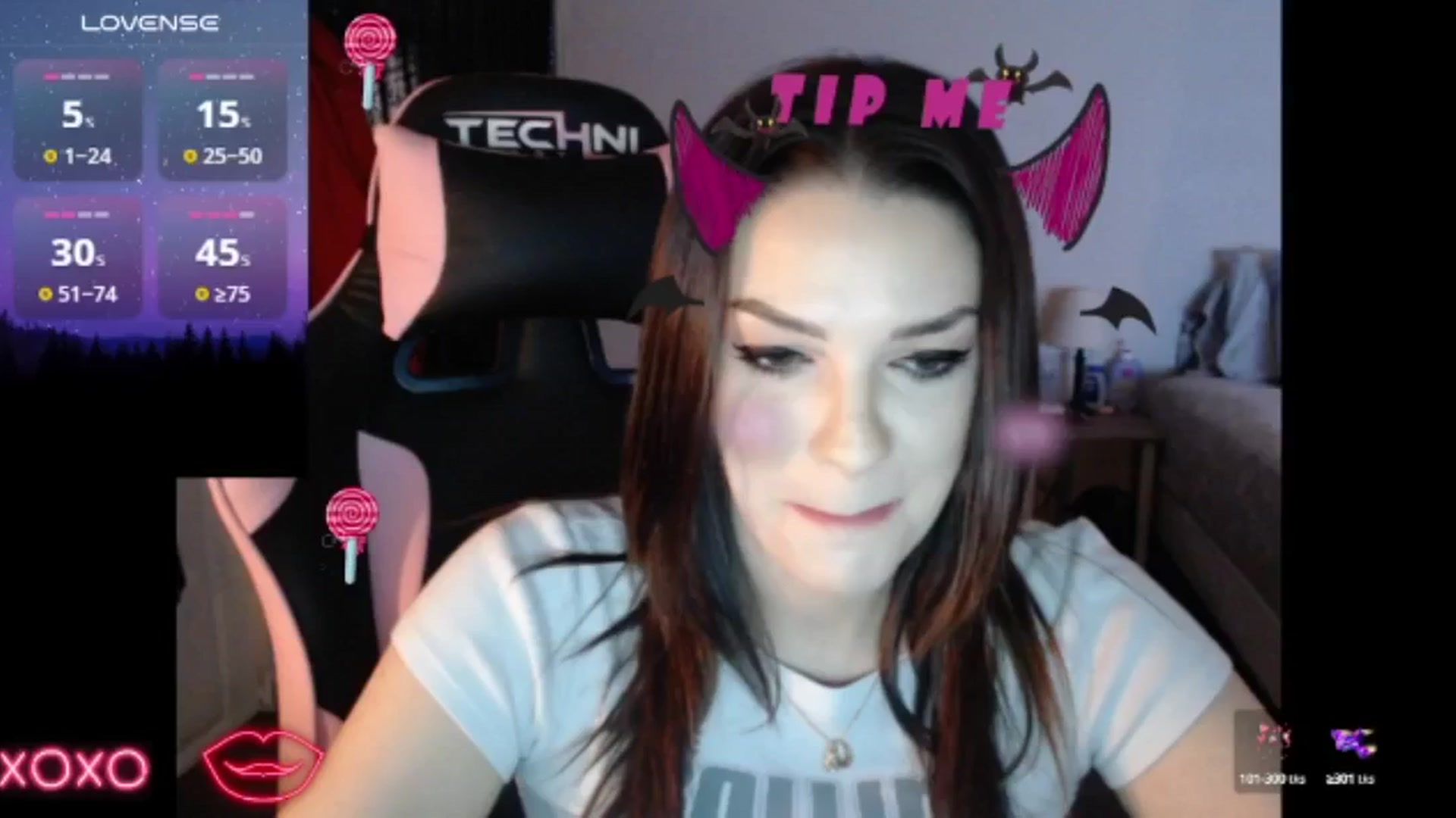 Gallery image thumbnail from xhazelbasilx's myfreecams stream on, 11/03/2024, 20:02 image 15 of 20