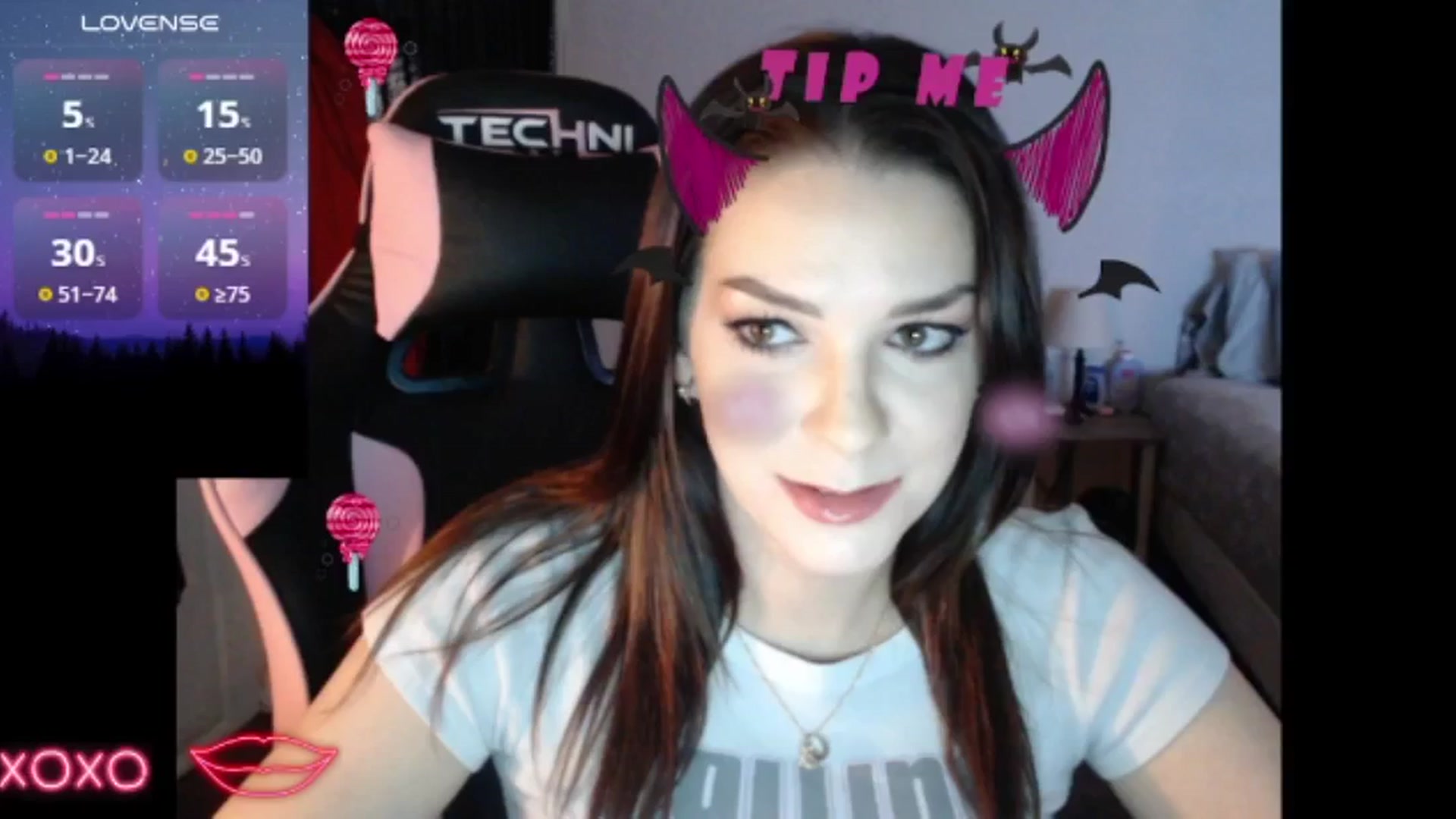 Gallery image thumbnail from xhazelbasilx's myfreecams stream on, 11/03/2024, 20:02 image 8 of 20