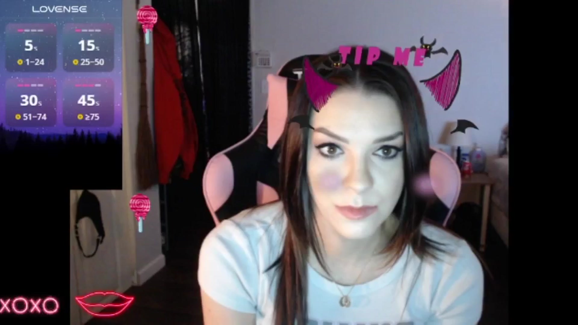 Gallery image thumbnail from xhazelbasilx's myfreecams stream on, 11/03/2024, 22:08 image 7 of 20