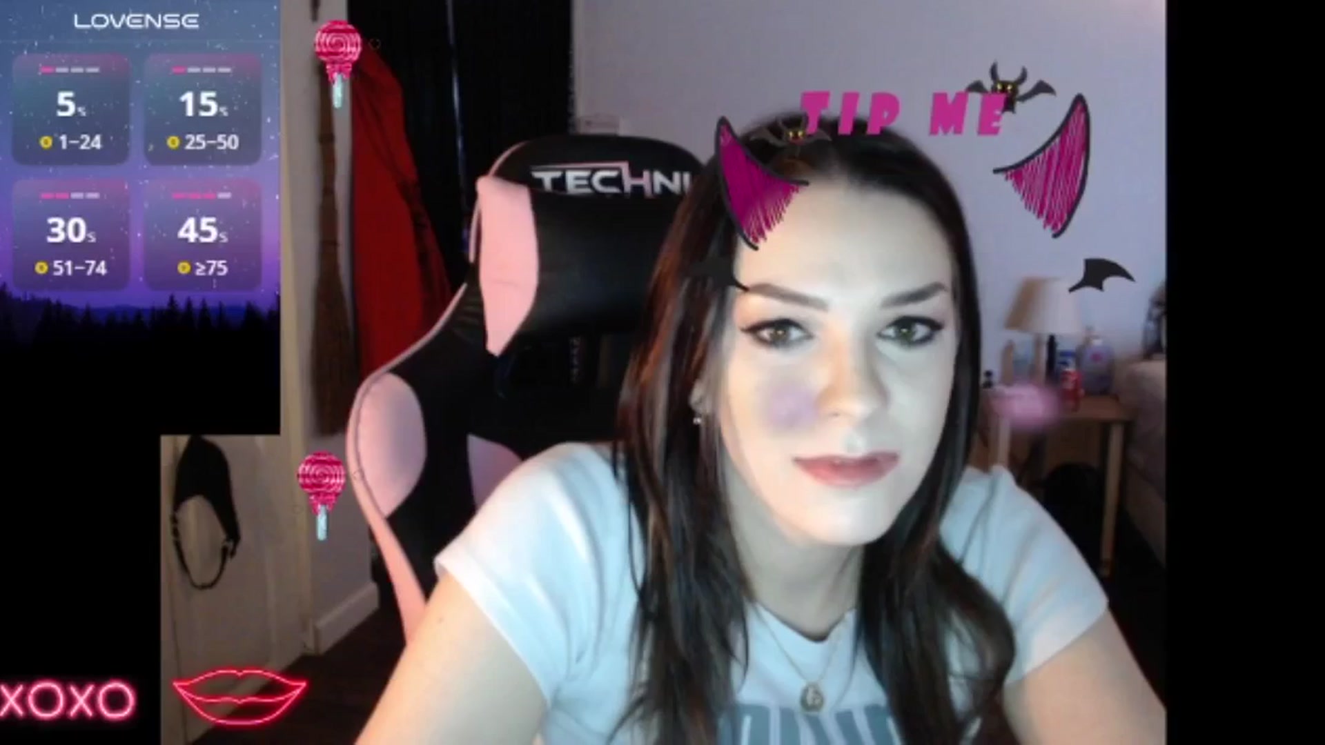 Gallery image thumbnail from xhazelbasilx's myfreecams stream on, 11/03/2024, 22:08 image 9 of 20