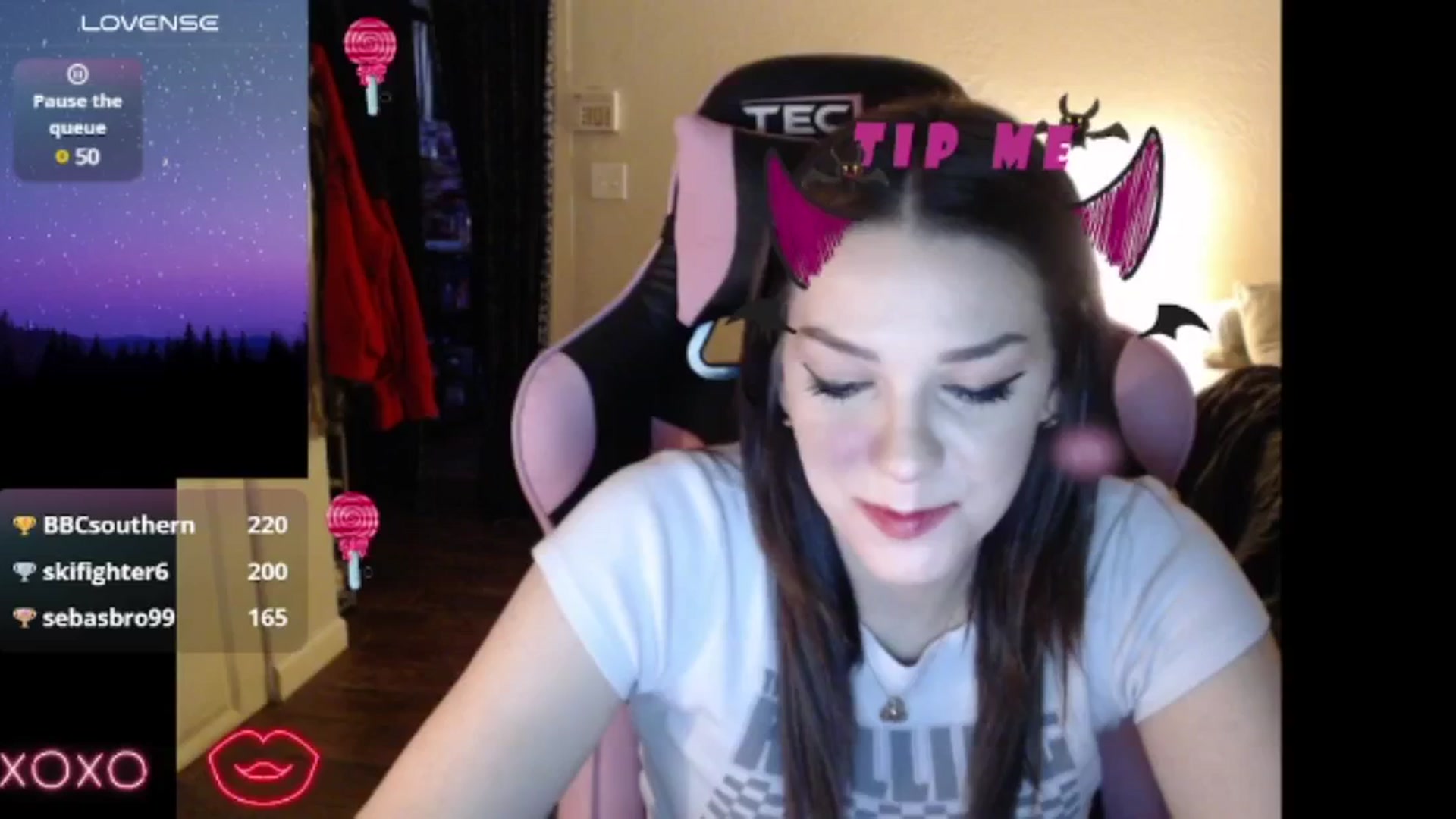 Gallery image thumbnail from xhazelbasilx's myfreecams stream on, 11/07/2024, 21:31 image 20 of 20