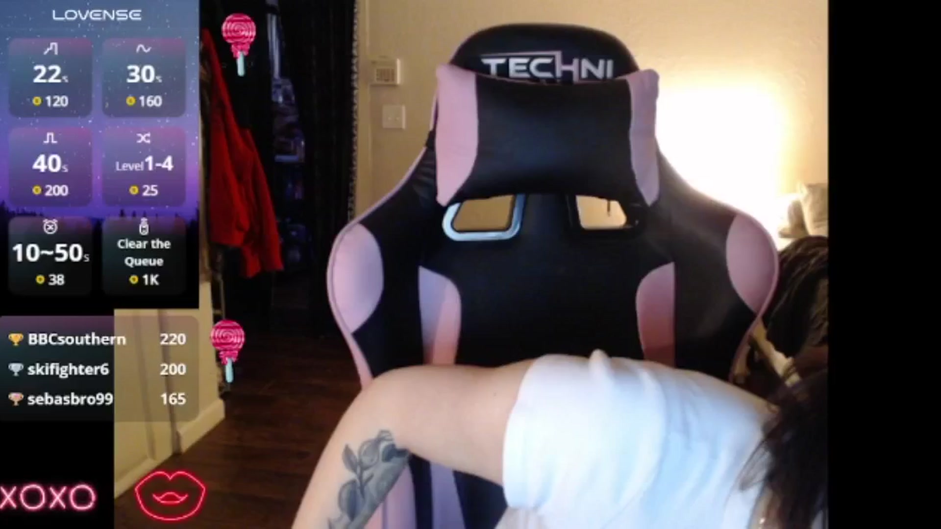 Gallery image thumbnail from xhazelbasilx's myfreecams stream on, 11/07/2024, 21:31 image 12 of 20