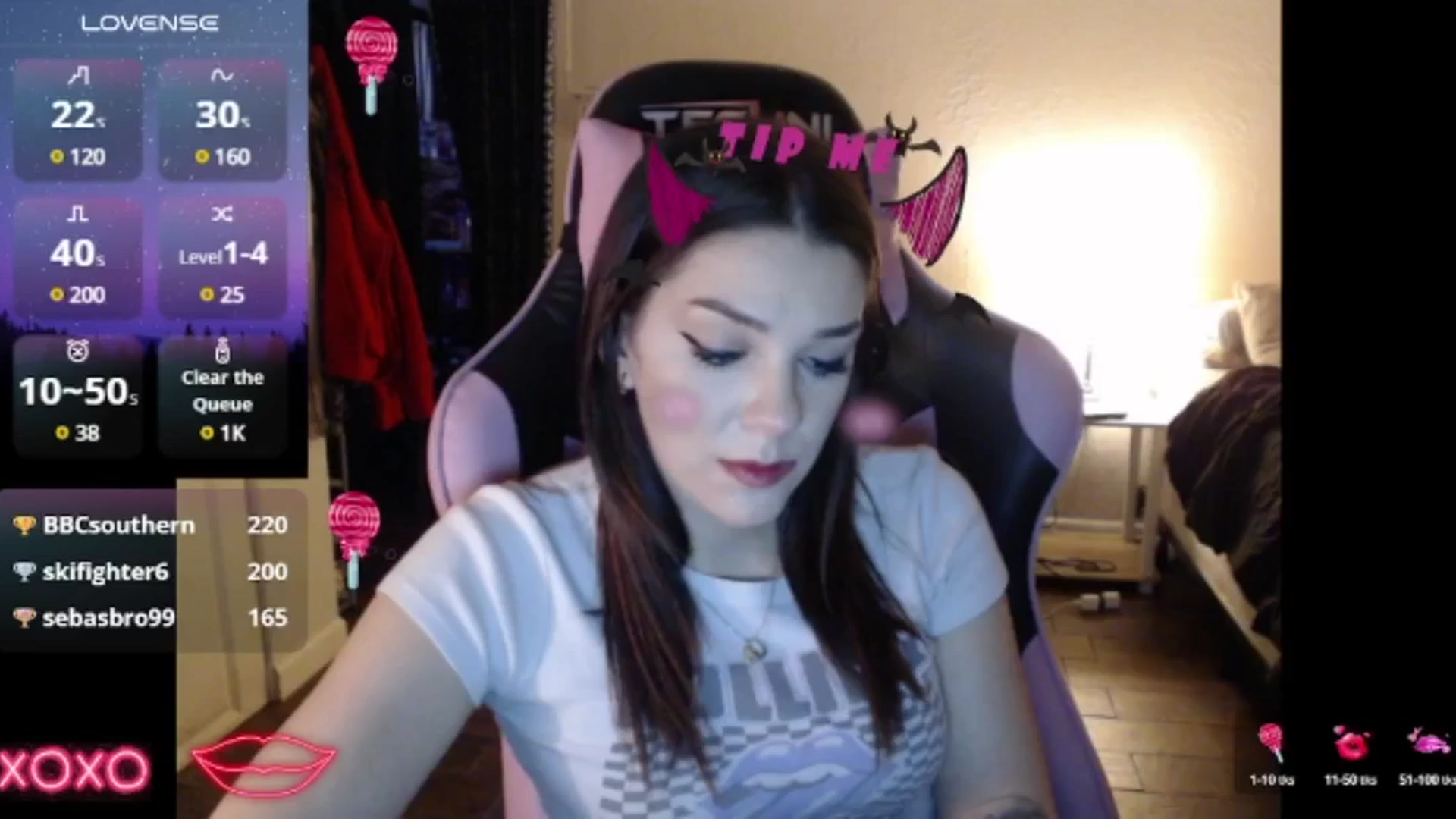 Gallery image thumbnail from xhazelbasilx's myfreecams stream on, 11/07/2024, 21:31 image 19 of 20