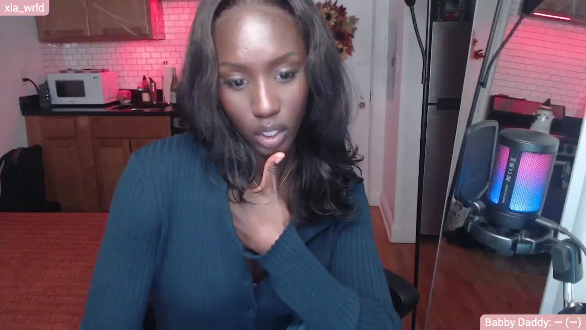 Gallery image thumbnail from xia_wrld's myfreecams stream on, 10/10/2024, 04:10 image 10 of 20
