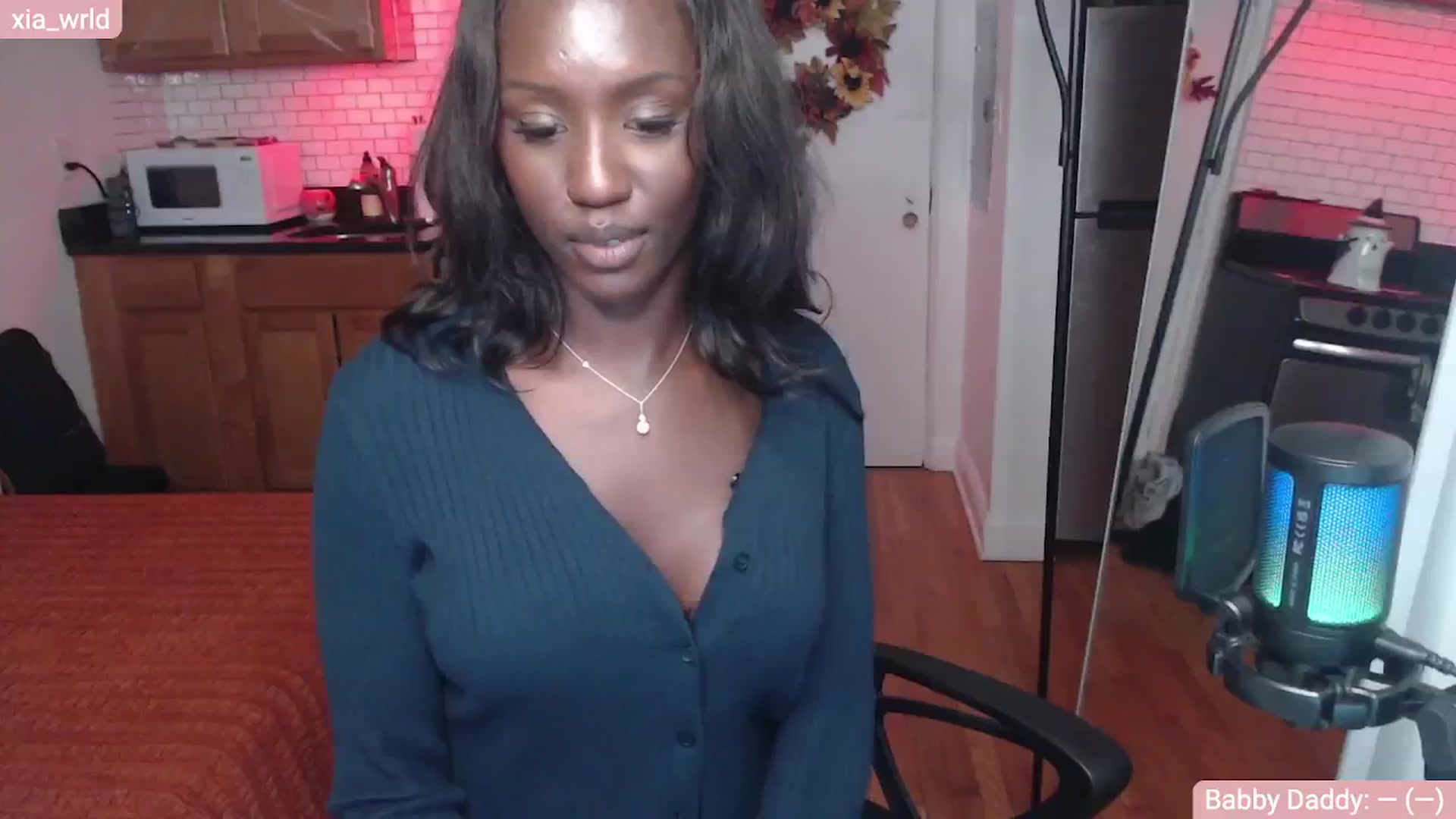 Gallery image thumbnail from xia_wrld's myfreecams stream on, 10/10/2024, 04:10 image 2 of 20