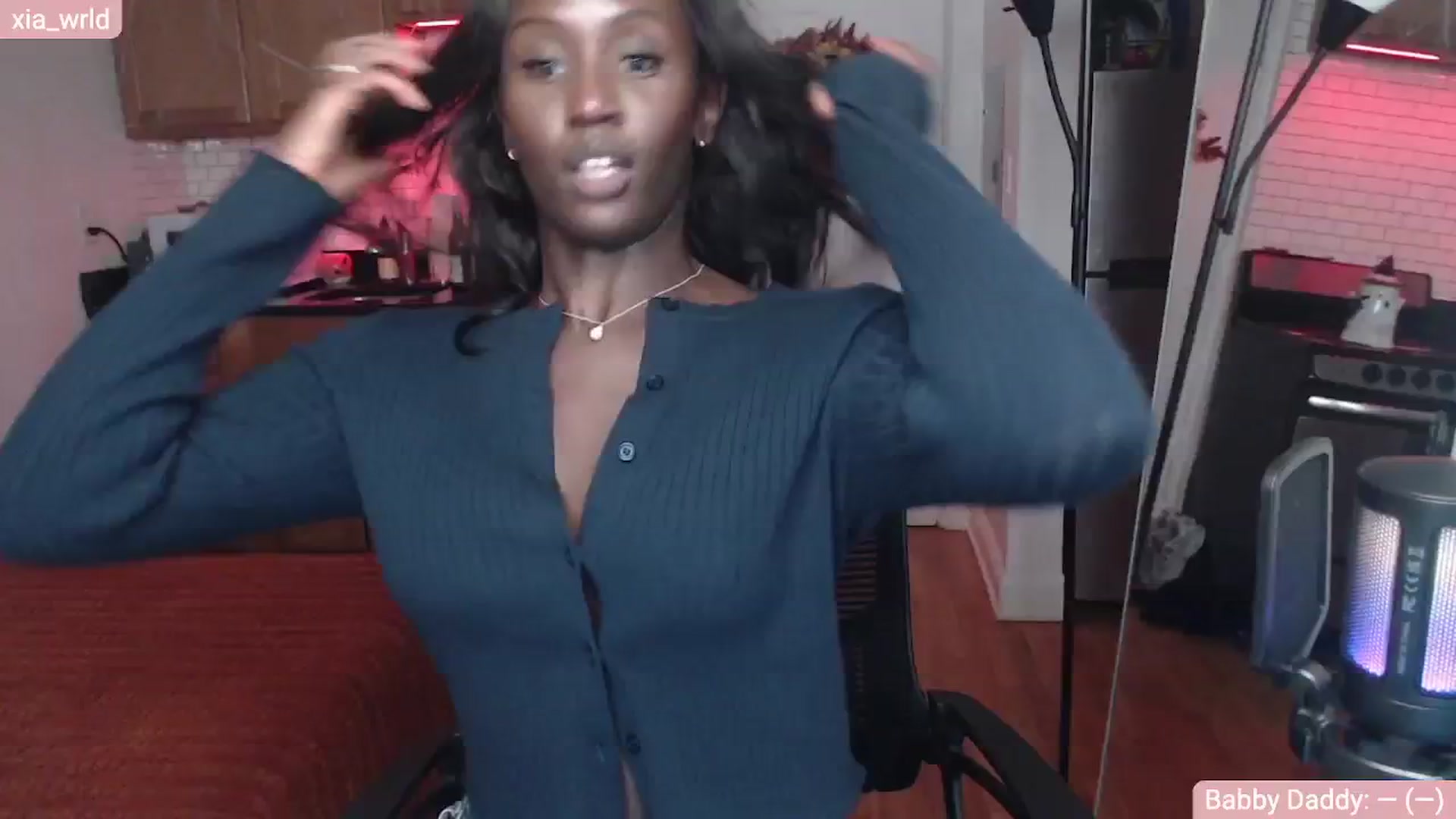 Gallery image thumbnail from xia_wrld's myfreecams stream on, 10/10/2024, 04:10 image 17 of 20