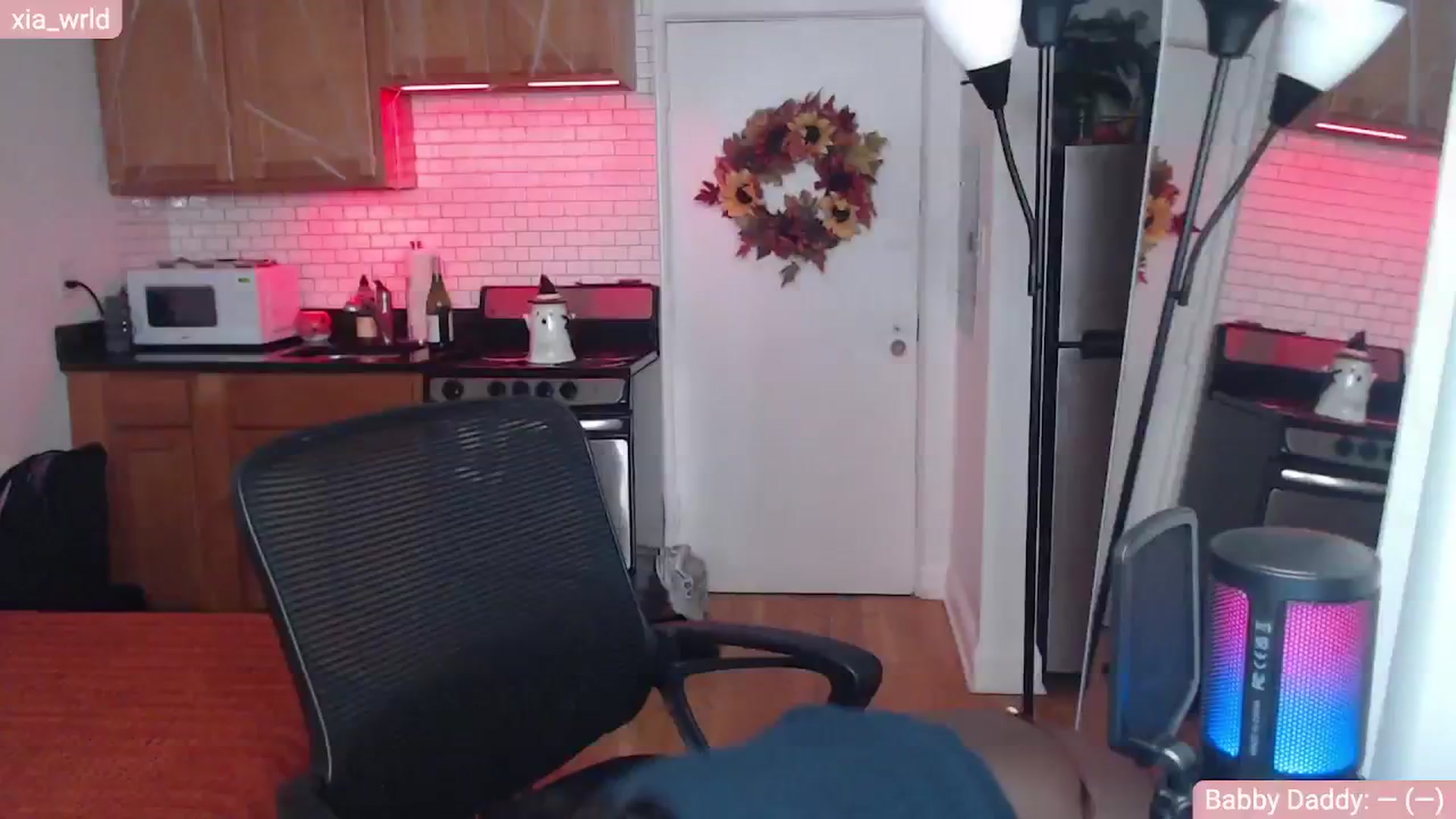 Gallery image thumbnail from xia_wrld's myfreecams stream on, 10/10/2024, 04:10 image 20 of 20