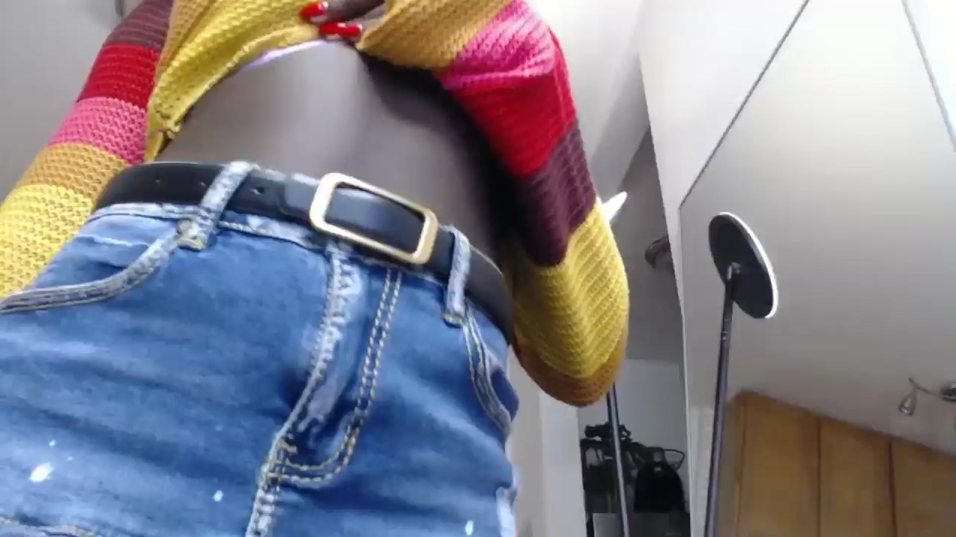 Gallery image thumbnail from xia_wrld's myfreecams stream on, 12/15/2024, 08:10 image 1 of 20