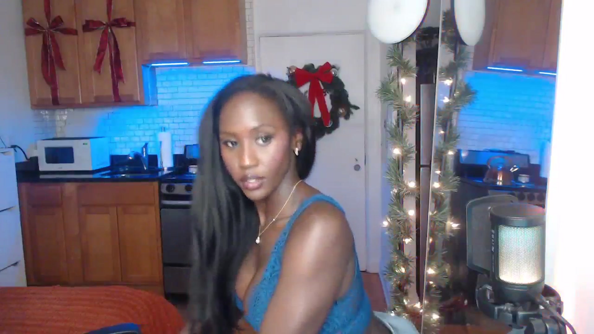 Gallery image thumbnail from xia_wrld's myfreecams stream on, 12/21/2025, 08:12 image 8 of 20