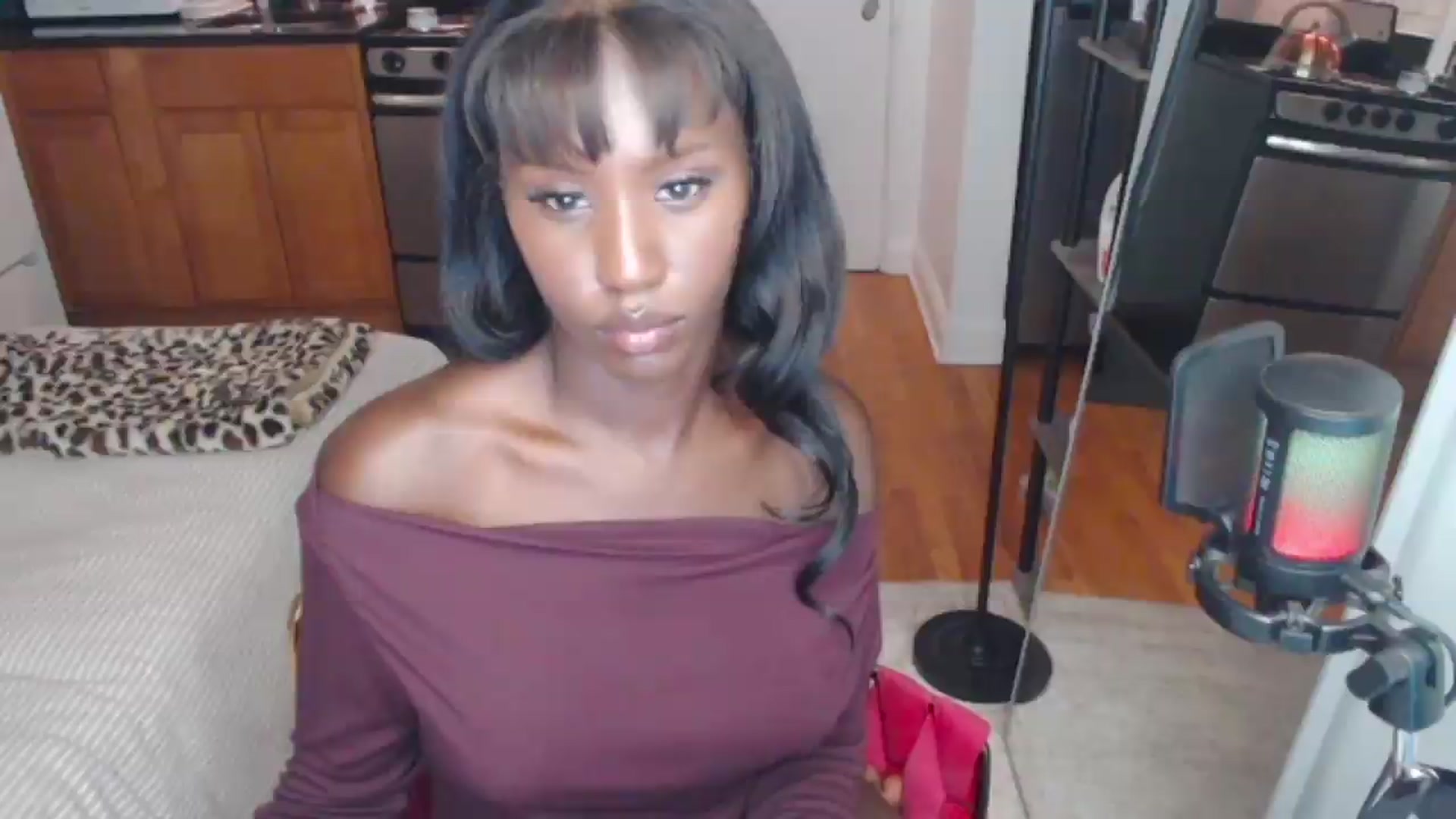 Gallery image thumbnail from xia_wrld's myfreecams stream on, 08/25/2026, 24:47 image 15 of 20